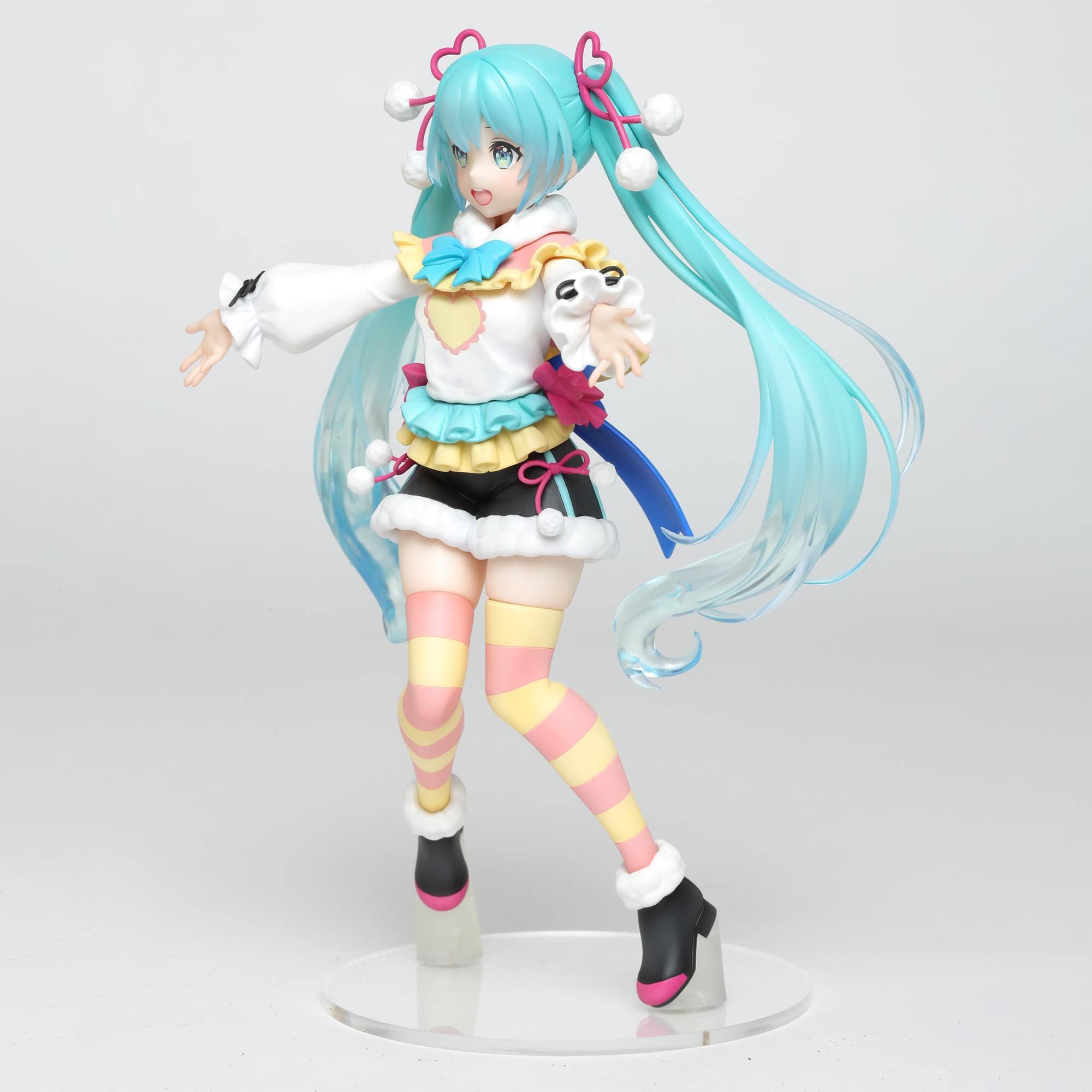 Alt View 1. Taito - Vocaloid Hatsune Miku Figure | Winter Image Version - Multi-Color.