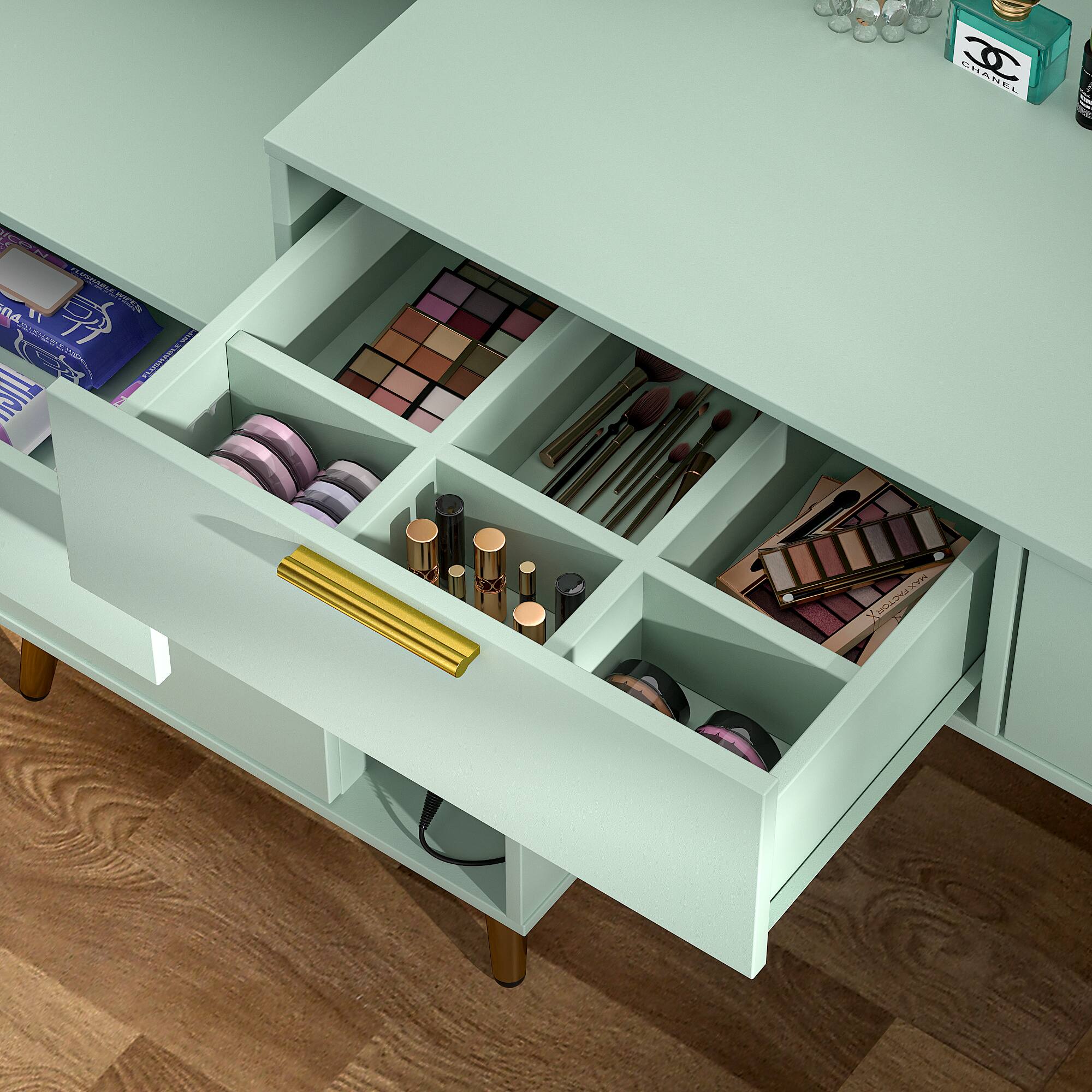 CHANEL EY r qSOM na SmCN 11 ODNO T Meu I ono