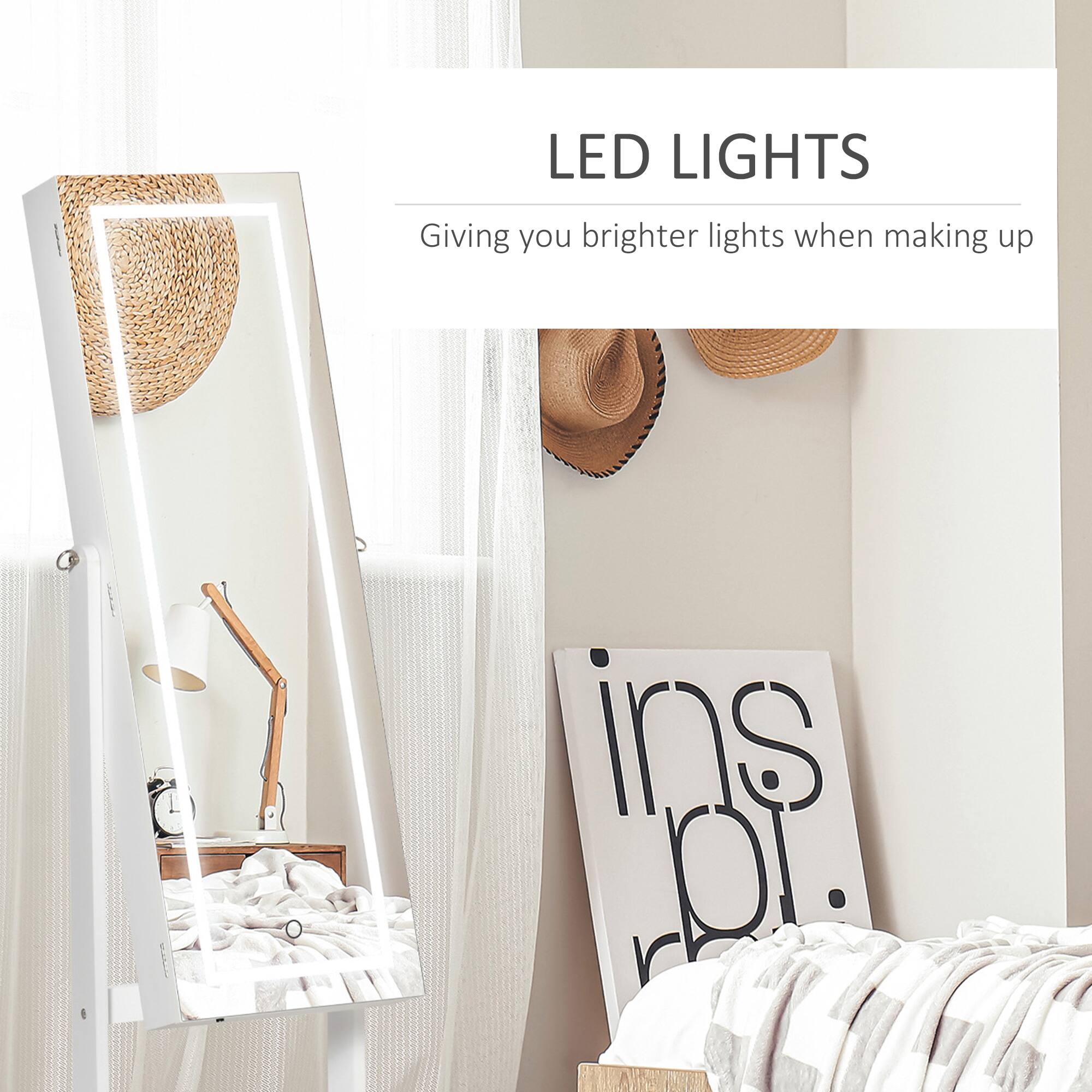 LED LIGHTS
Giving you brighter lights when making up
ins pr.