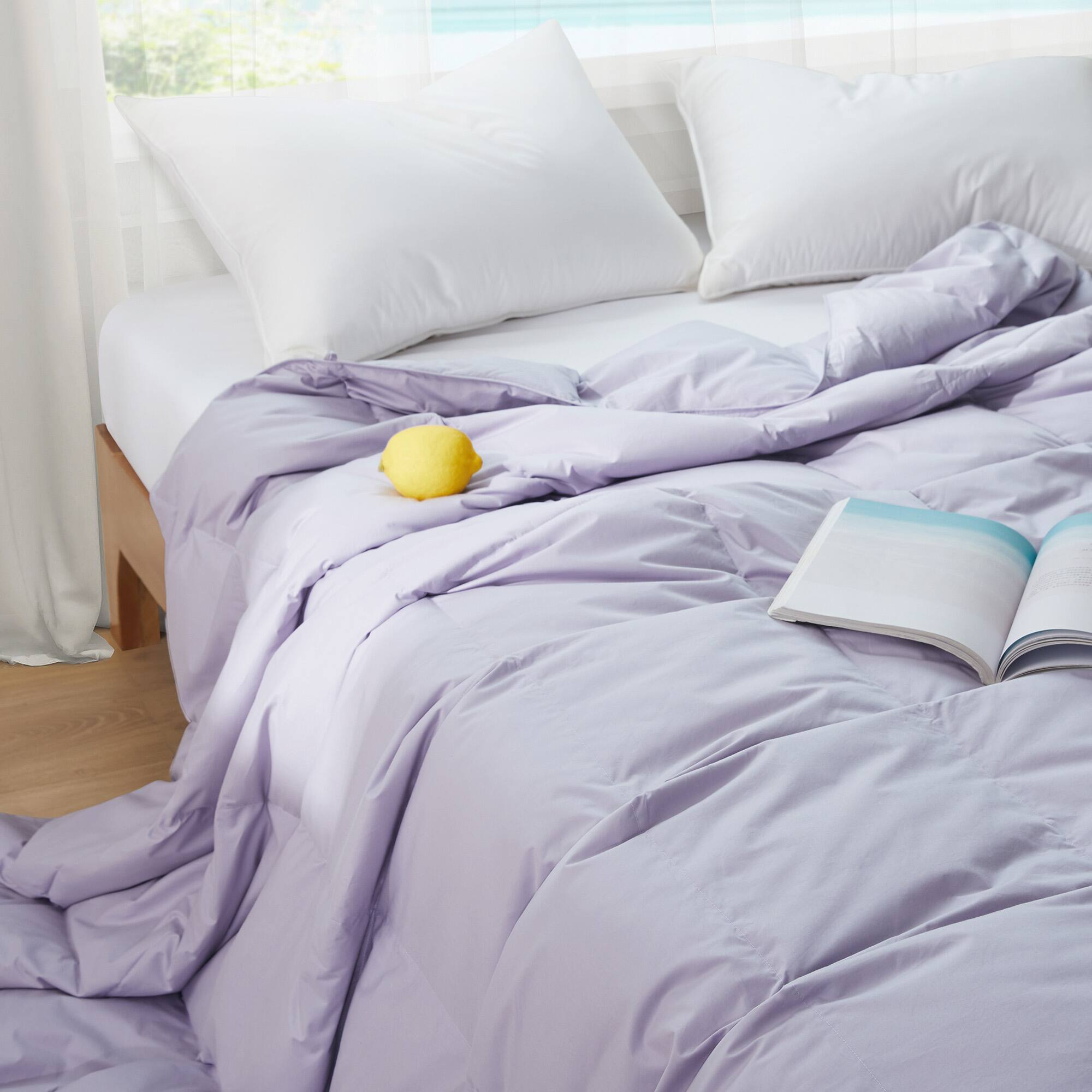 Angle. Puredown - Puredown Lightweight Organic Cotton Down Fiber Comforter, Purple, King - Purple.
