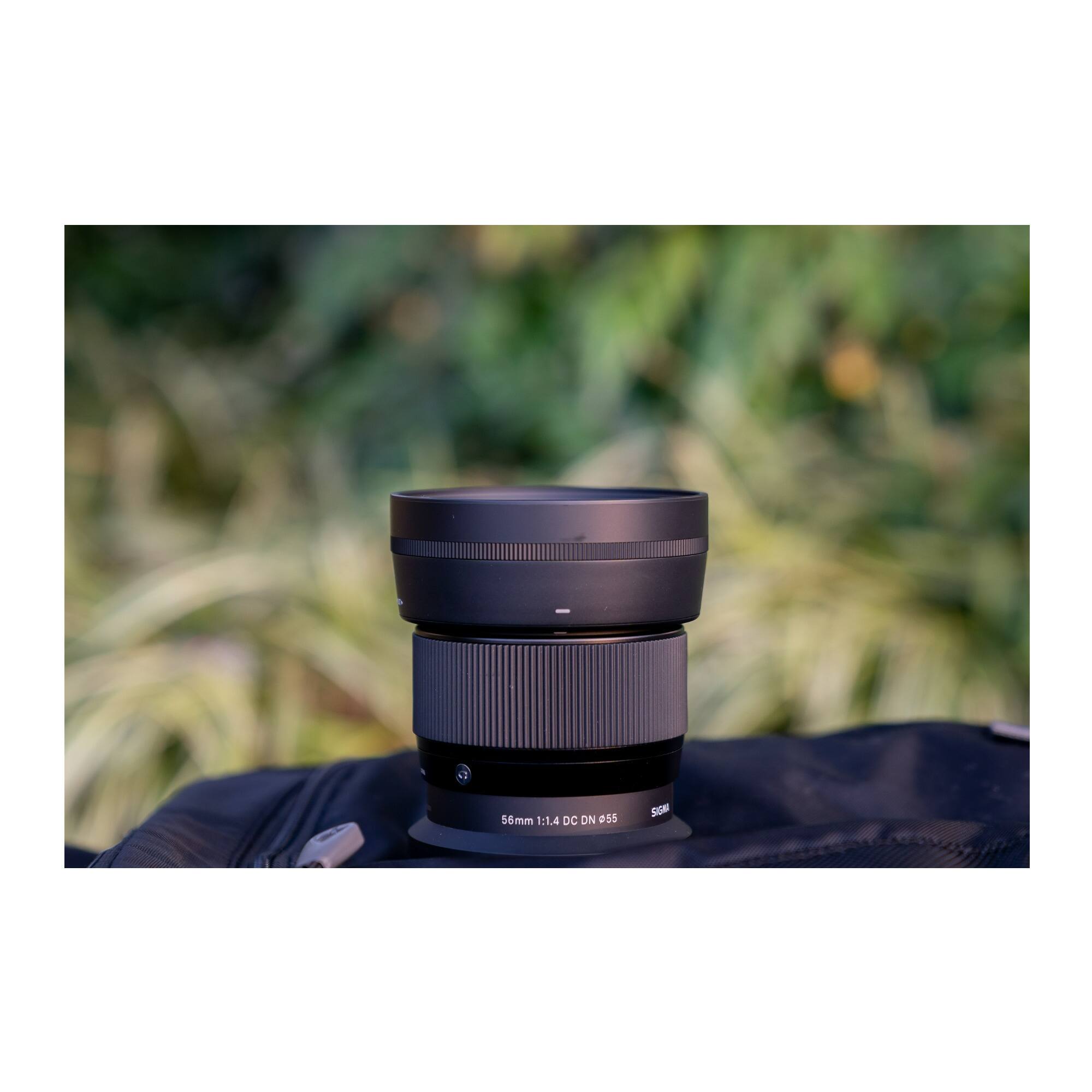 ★★ [良品]SIGMA 56mm F1.4 DC DN X Mount ★★ Amazon.com : Sigma 56mm f/1.4 DC DN Contemporary Lens for RF