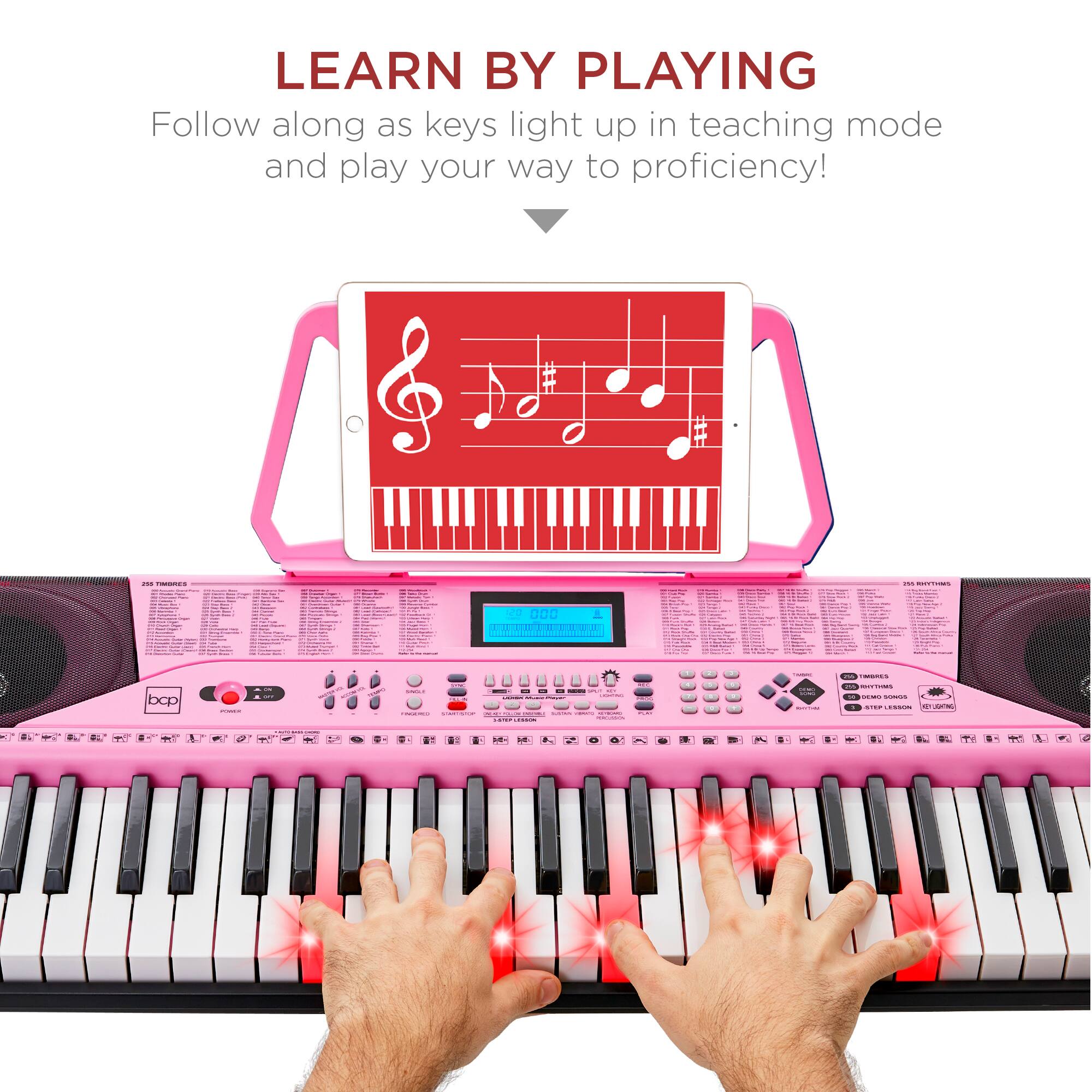 LEARN BY PLAYING

Follow along as keys light up in teaching mode and play your way to proficiency!