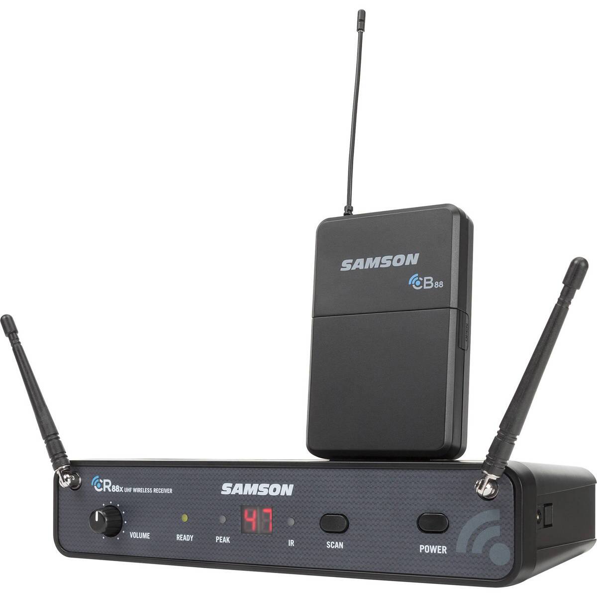 SAMSON CB88  
CRea 88x UHF Wireless Receiver  
SAMSON 47  
VOLUME READY PEAK IR  
SCAN  
POWER
