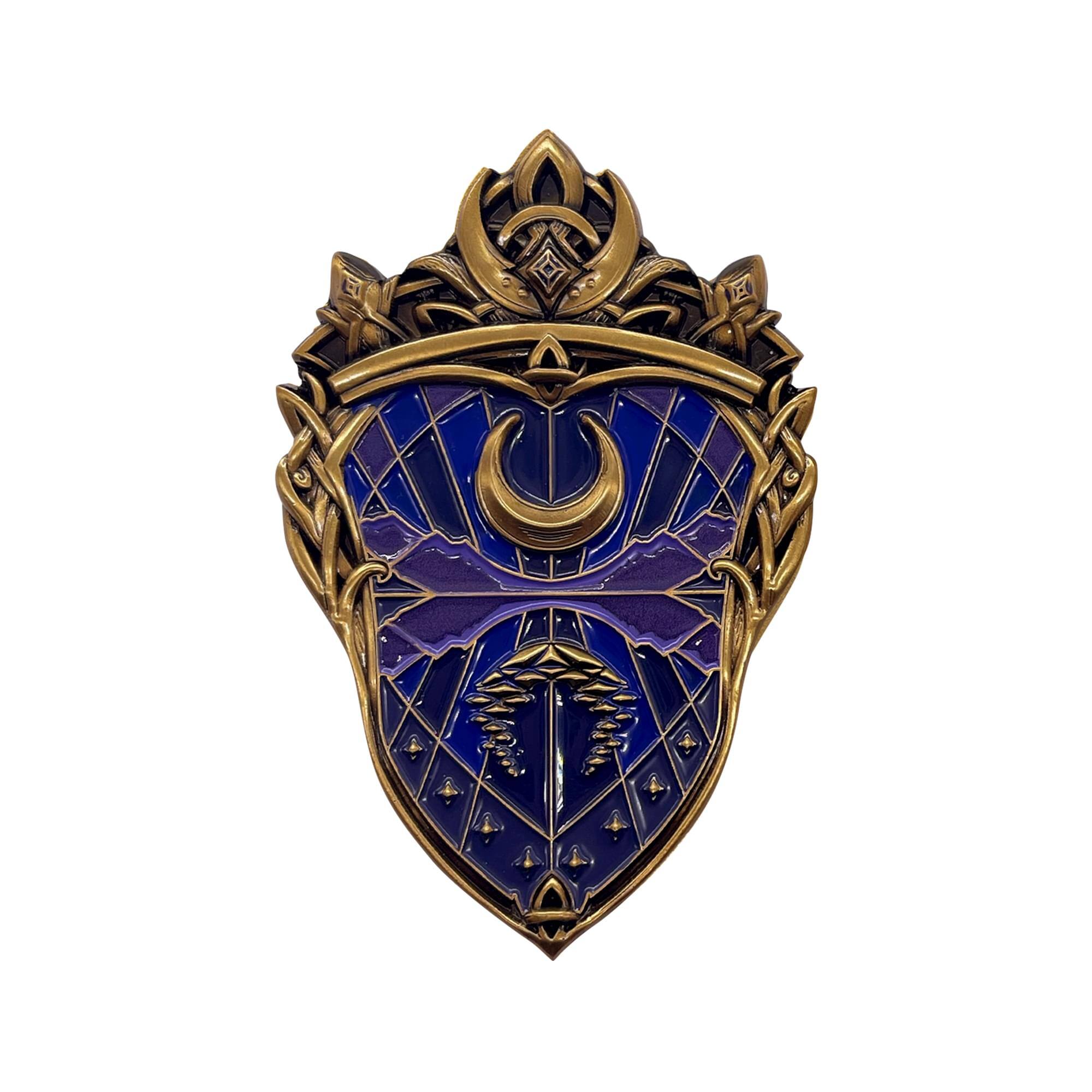 Front. Dungeons & Dragons - Dungeons & Dragons Limited Edition Waterdeep Badge - Blue.