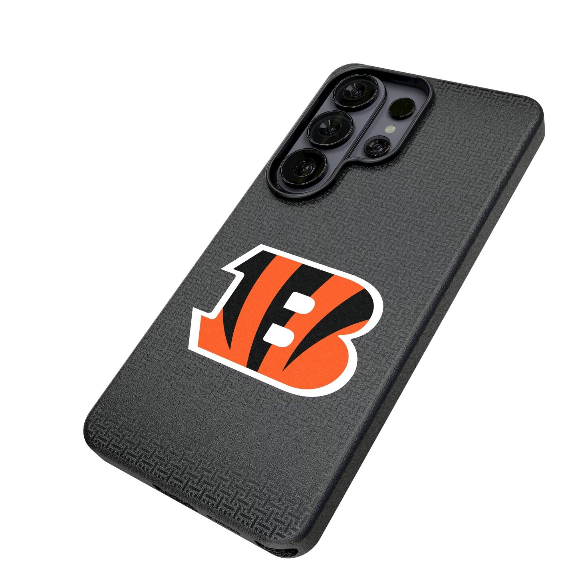 Alt View 1. Keyscaper - Cincinnati Bengals Linen Galaxy Magnetic Bump Case - S25 Ultra - Black.