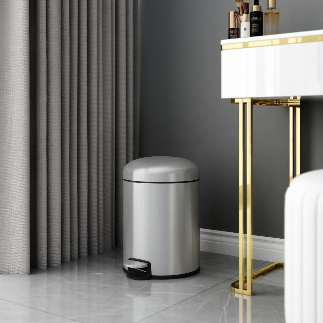 Alt View 5. Innovaze - 1.32 Gal./5 Liter Stainless Steel Round Step-on Trash Can for Bathroom and Office - Silver.