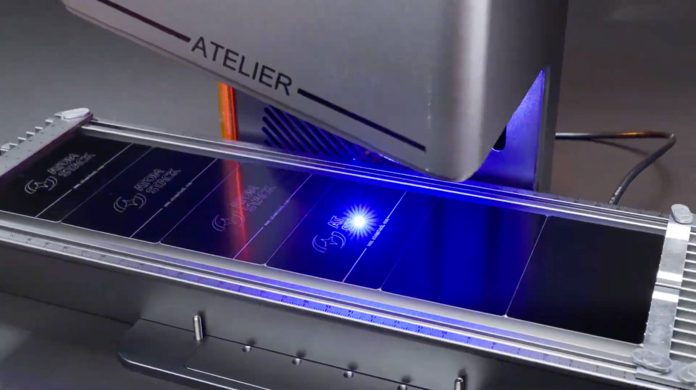 ATELIER AORA  
ATOM  
STACK 3  
stowtadk M T.