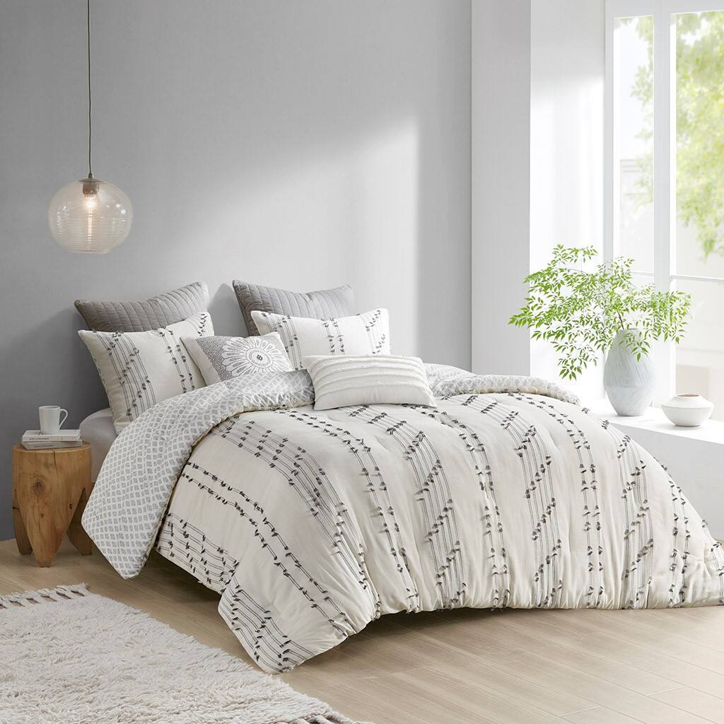 Alt View 3. Gracie Mills - Gracie Mills Trujillo 3-Piece Embroidered Stripes Cotton Jacquard Comforter Set - Ivory.