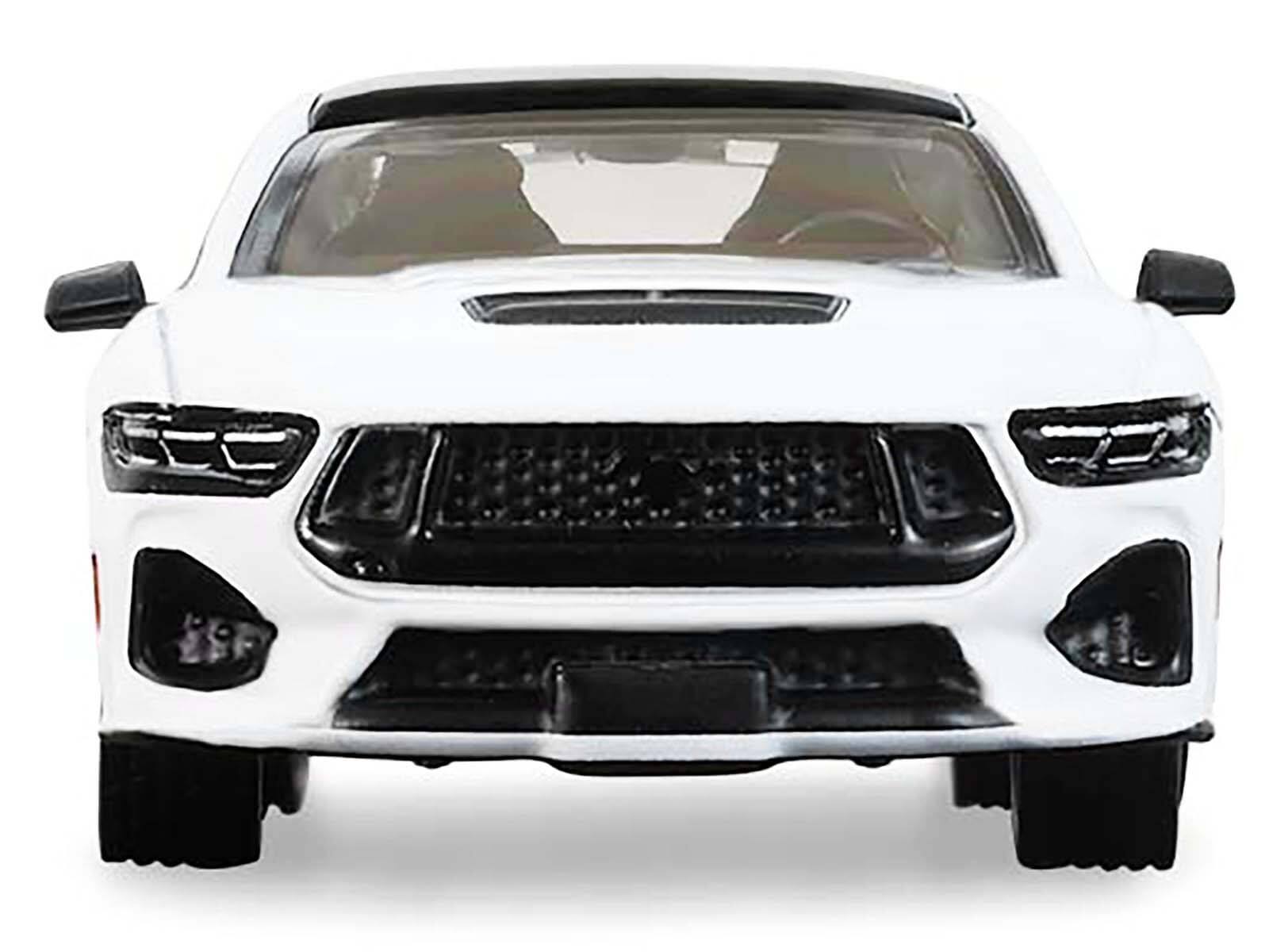 Alt View 3. Greenlight - 2024 Ford Mustang Oxford White with Black Top "GreenLight Muscle" Series 30 1/64 Diecast Model Cars by Greenlight.
