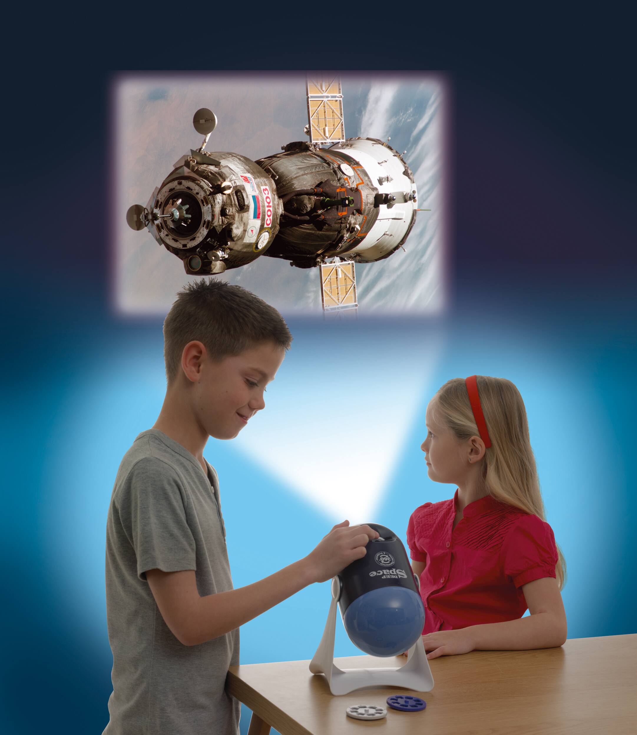 Alt View 2. Brainstorm Limited - Brainstorm Toys - Deep Space Home Planetarium and Projector STEM.