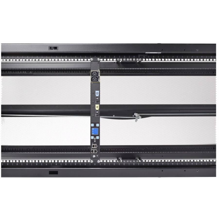 Alt View 5. Eaton - Eaton Metered Input rack PDU, 1U, L6-30P input, 5.76 kW max, 200-240V, 24A, 10 ft cord, Single-phase, Outlets: (8) C13 - Unknown.