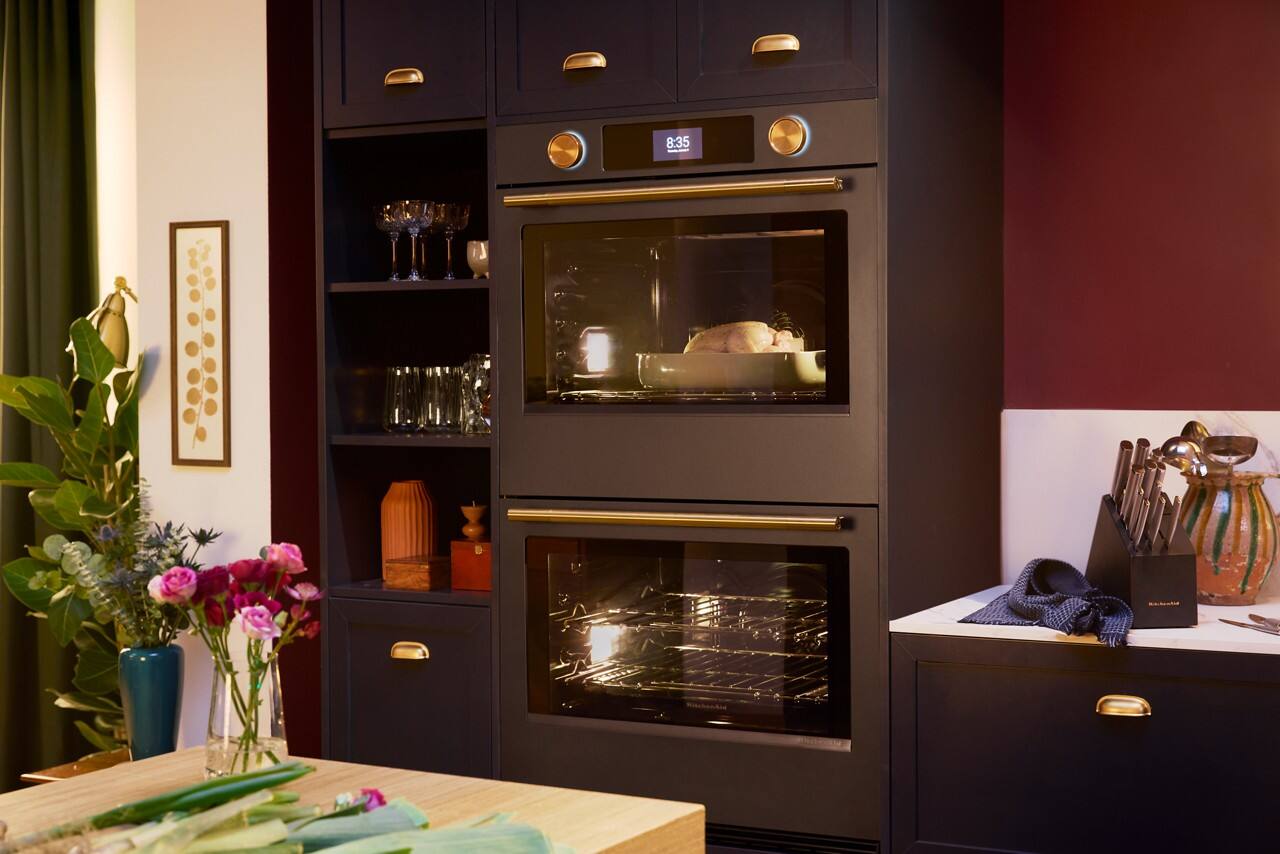 Alt View 12. KitchenAid - 30" Smart Built-In Double Electric Wall Oven with Intelligent Cooking Camera - Black Ore.