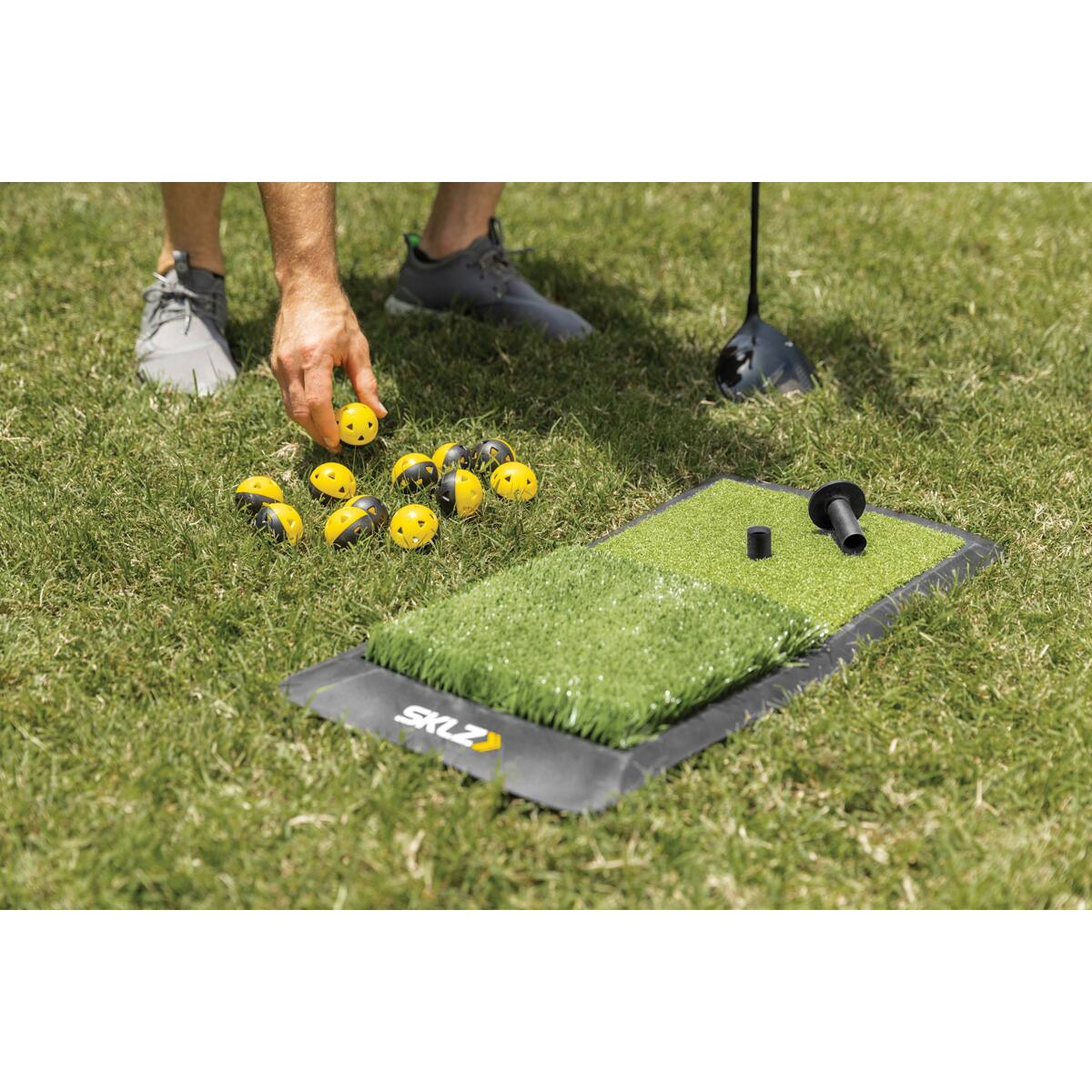 Alt View 4. SKLZ - SKLZ Home Golf Driving Range Kit - White/Yellow/Green.