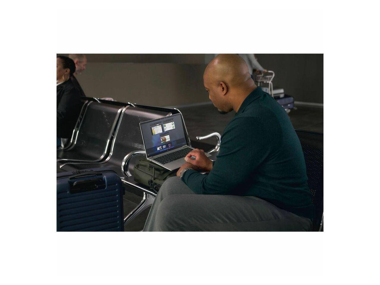 Alt View 5. HP - HP EliteBook 1040 G11 - Intel Core Ultra 5 - 16 GB - 512 GB SSD - Win 11 Pro - Intel Arc - 5MP - Wi-Fi6E - Silver.