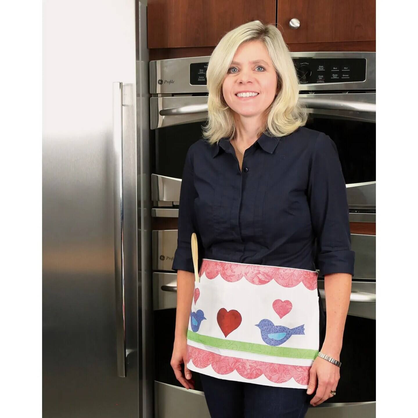 Angle. AccuQuilt - Go Fabric Cutting Dies It Fits, Birds - Multicolor.