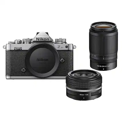 Nikon Zfc
Nikon Z mount
DX 50-250/4.5-6.3
28 mm 1:2.8