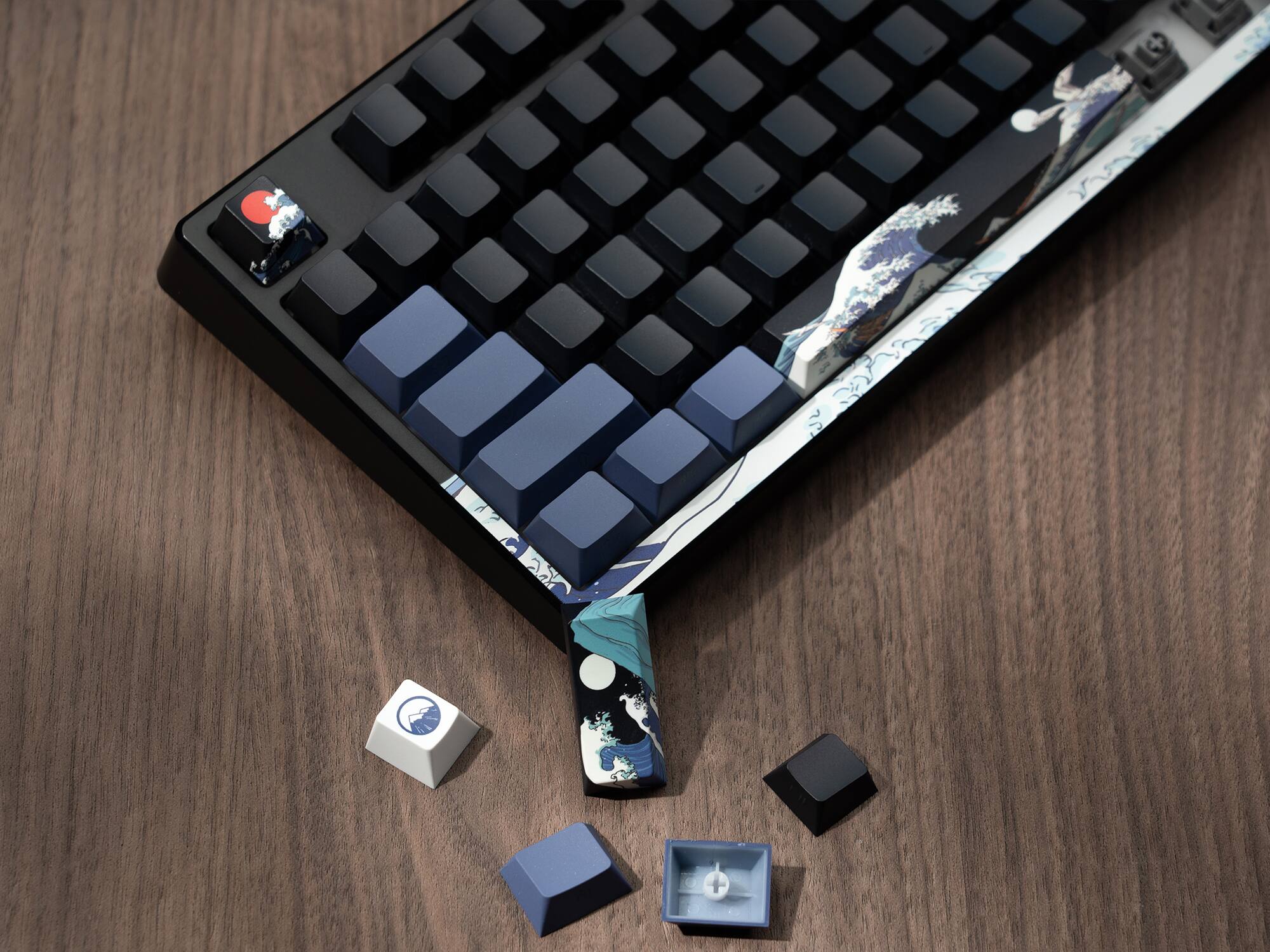 Alt View 6. Womier - Womier Sk80 Pro Themed 75% Wireless Mechanical Keyboard With Multimedia Display,Wrist Rest and Mouse Pad With RGB - Black.