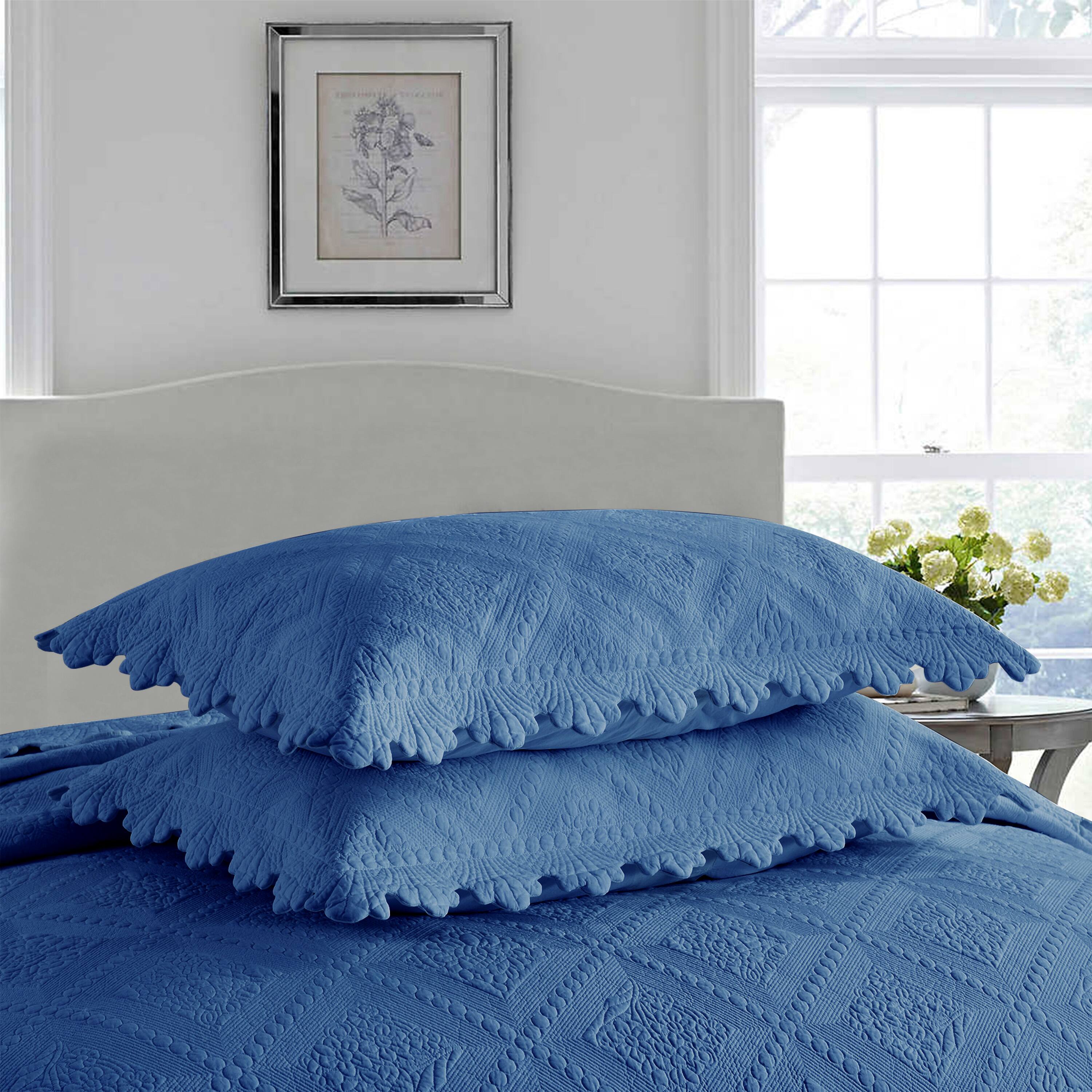 Back. MarCielo - Marcielo 3 Piece 100% Cotton Oversized Bedspread Lightweight Quilt Bedspread Set - Midtone Blue.