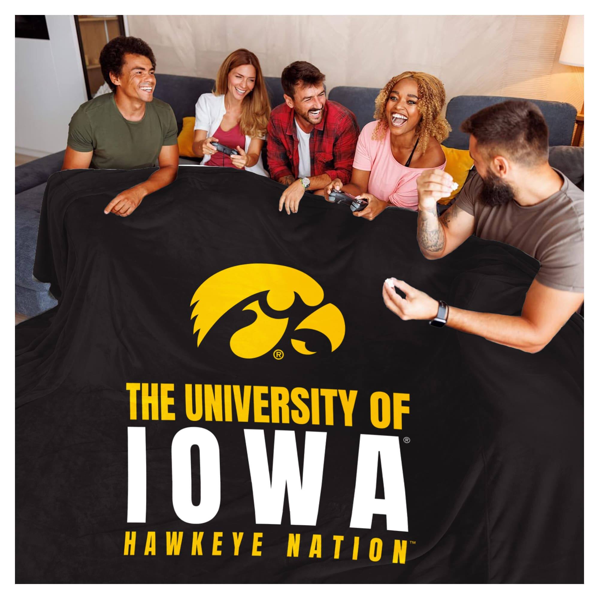 THE UNIVERSITY OF IOWA  
HAWKEYE NATION