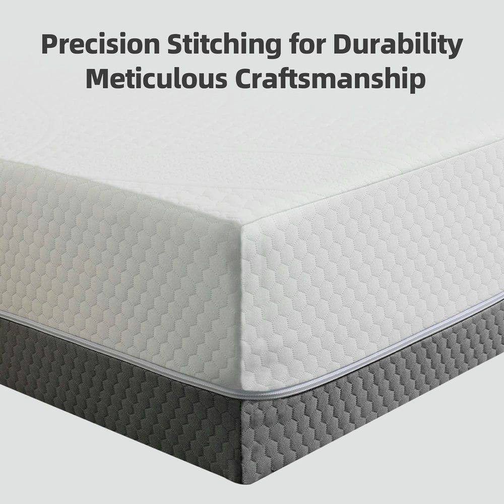 Precision Stitching for Durability  
Meticulous Craftsmanship