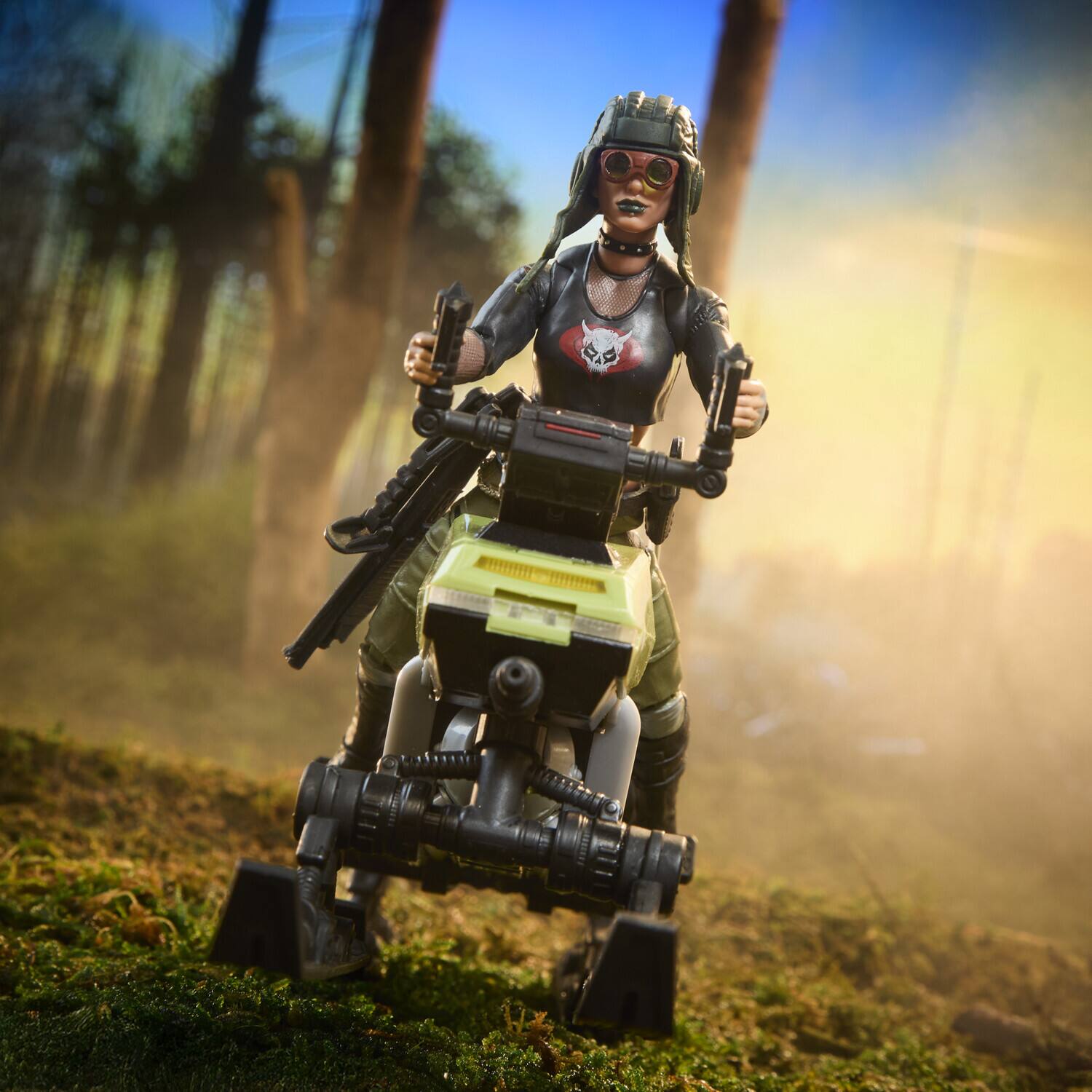 Alt View 2. Hasbro - G.I. Joe - Classified Series - #194, Zanya and Dreadnok Chameleon (Swamp Skier) Vehicle   - COLLECTIBLES - Multicolor.
