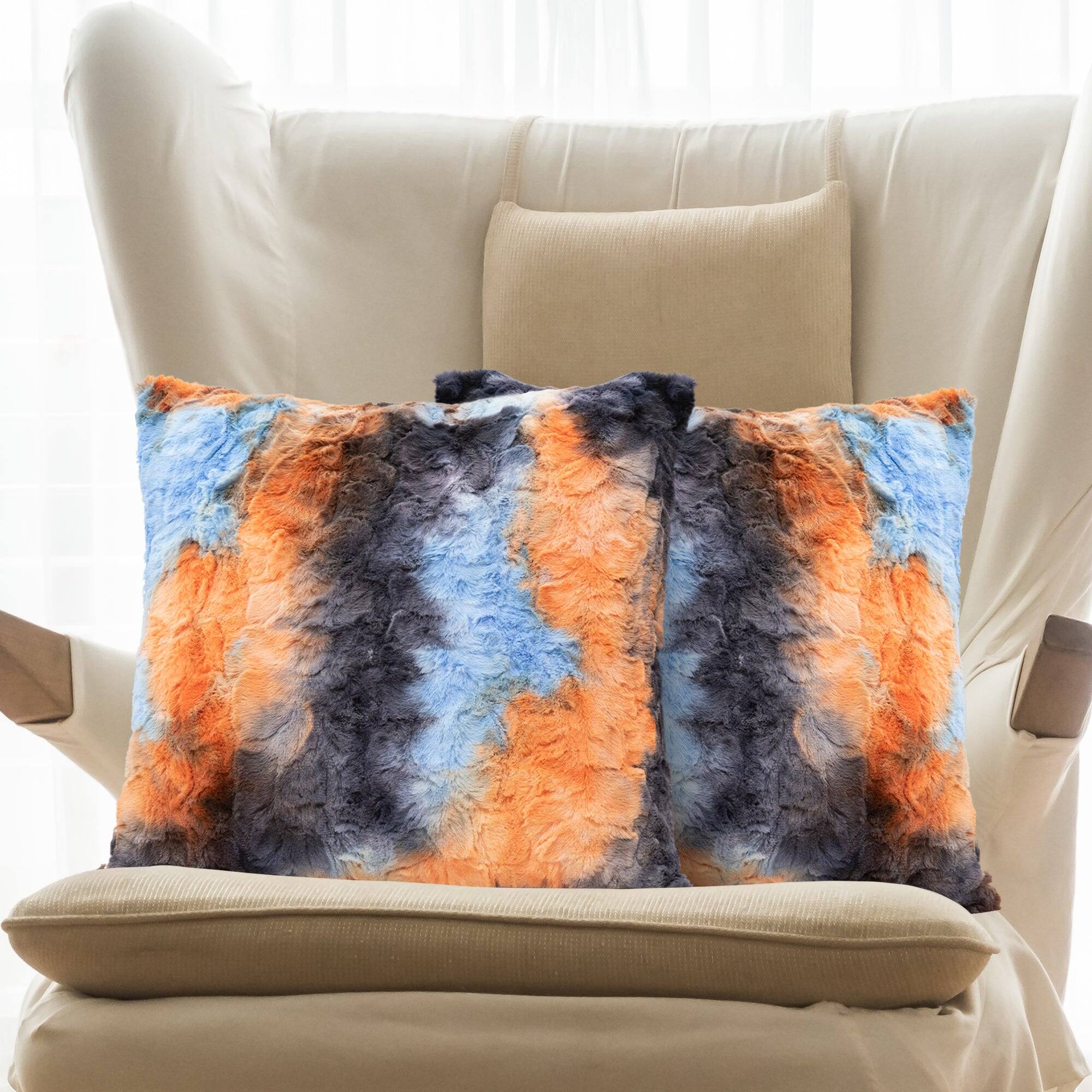 Left. Cheer Collection - 18-Inch Multi-Colored Faux Fur Throw Pillows — 2 Pack - Blue & White.