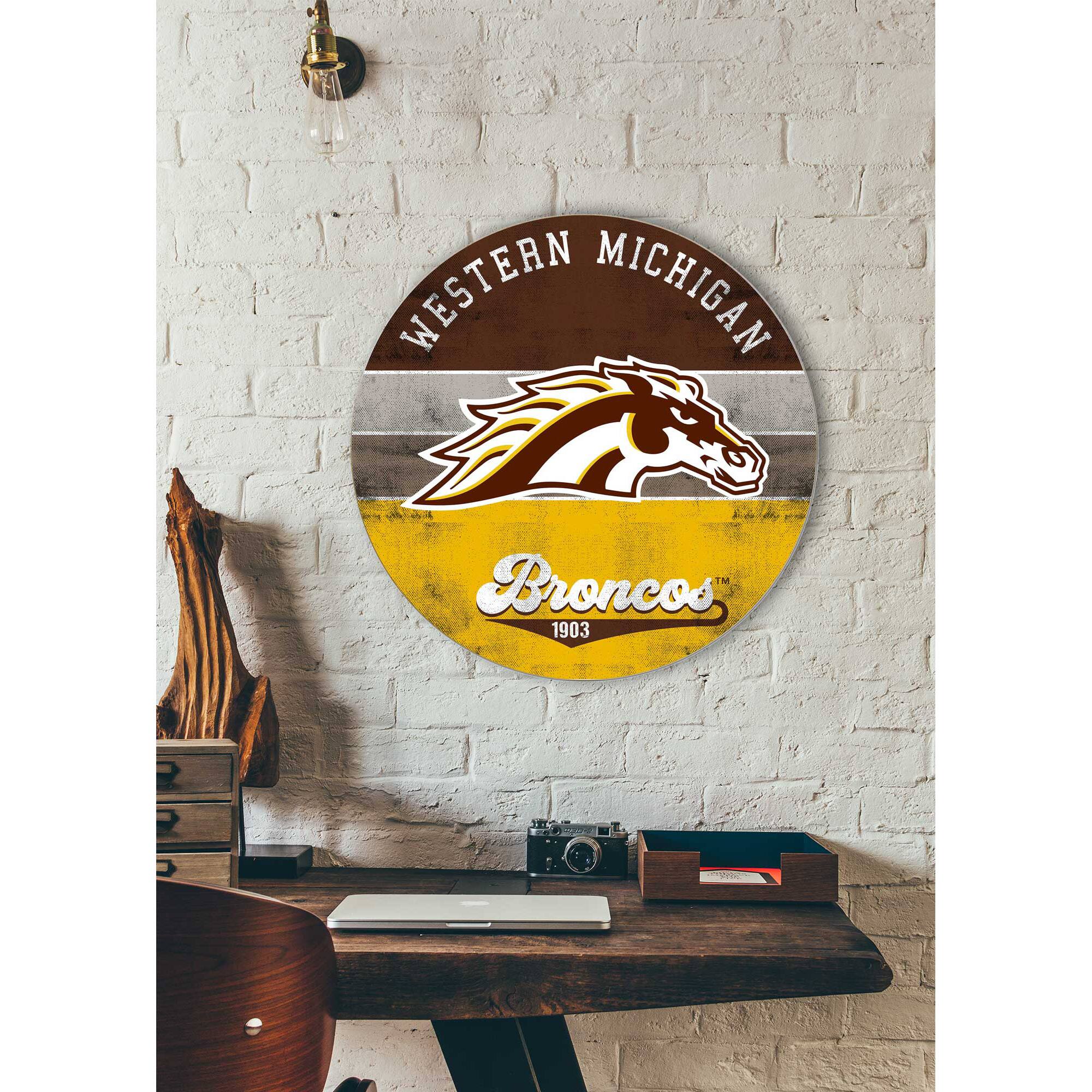 WESTERN MICHIGAN  
Broncos™  
1903