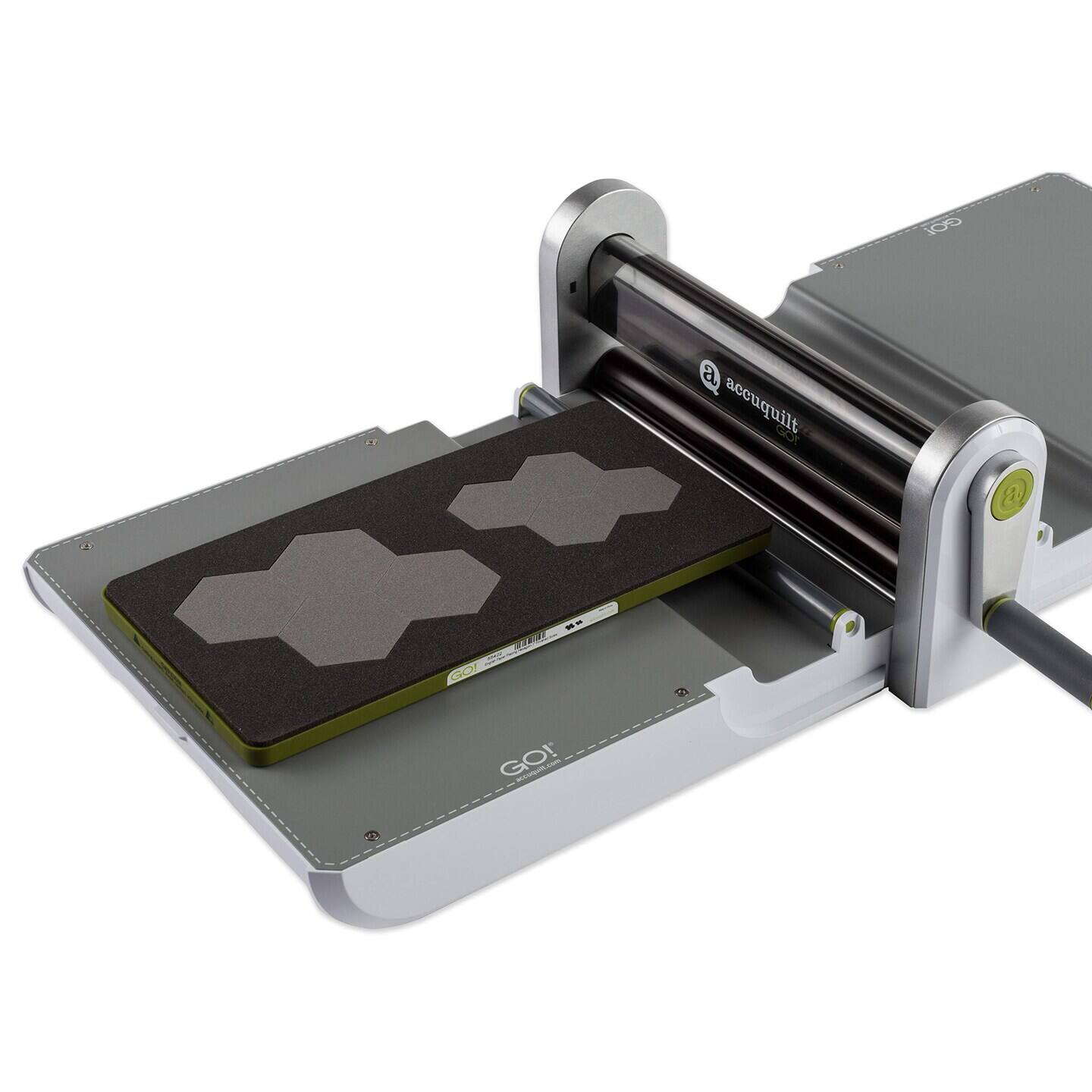 a accuquilt 1CD d | 0 OROY M- G GO! 2 GO 2