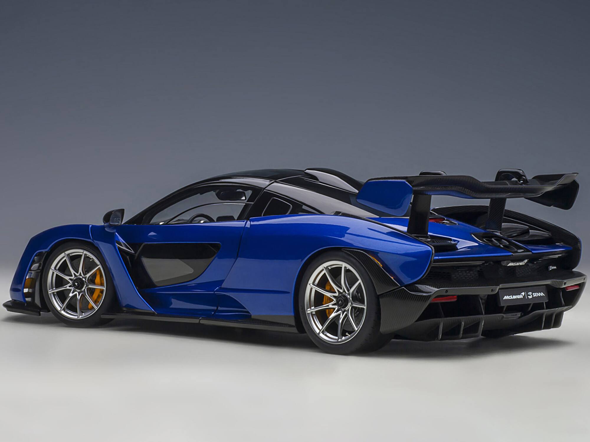 McLaren Senna