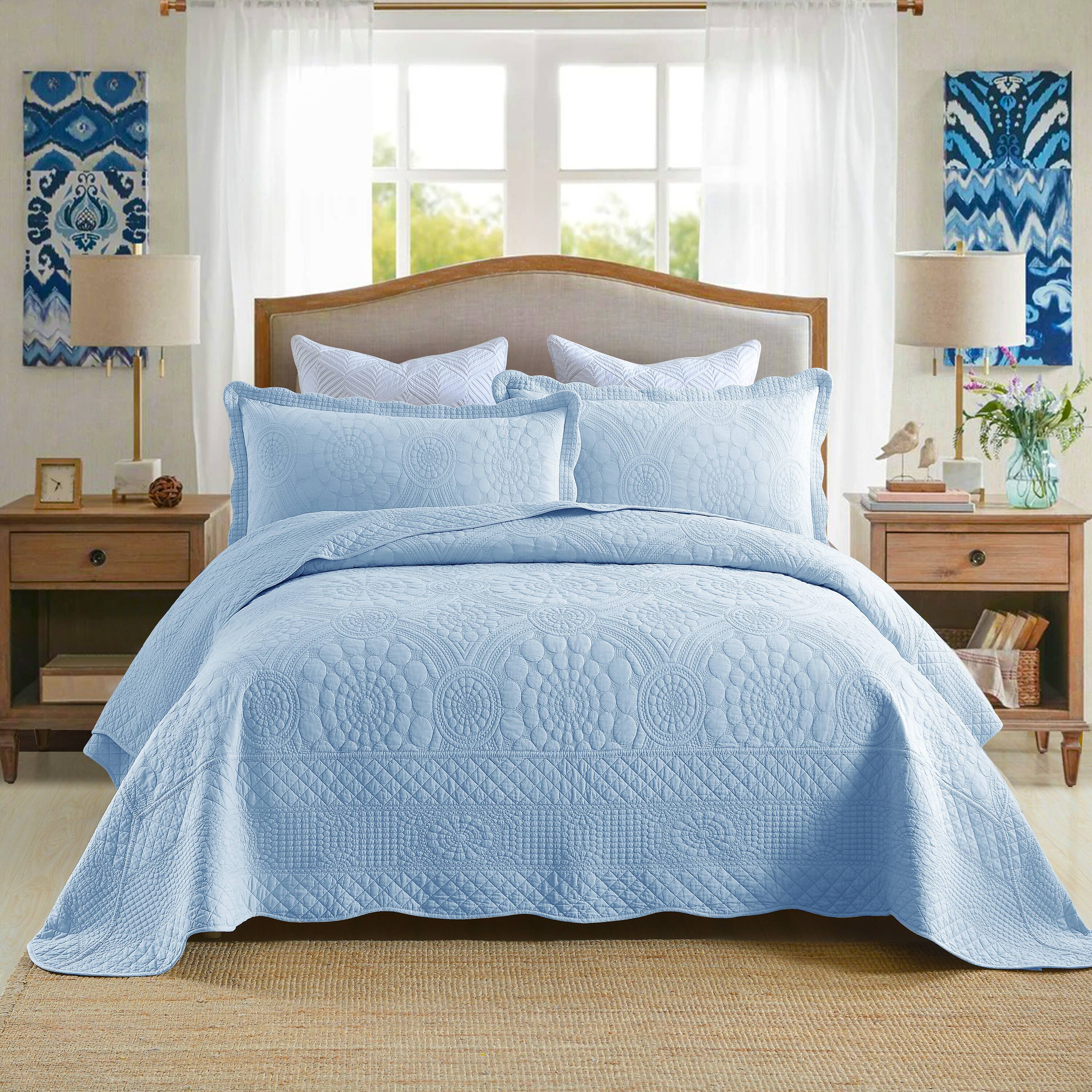 Angle. MarCielo - Marcielo 3 Piece 100% Cotton Oversized Bedspread Lightweight Quilt Set - Light Blue.
