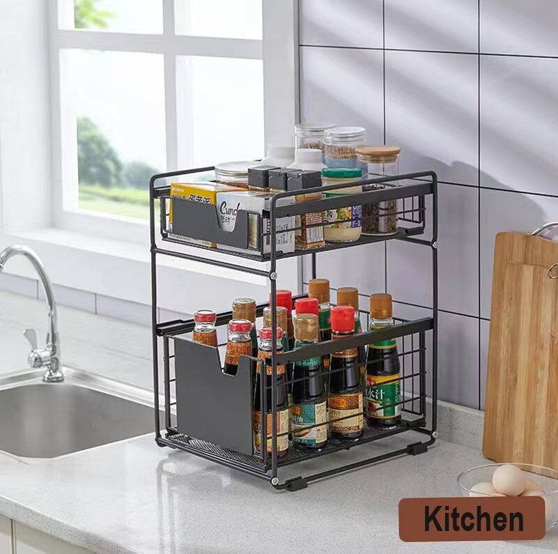 E Cund  
Kitchen