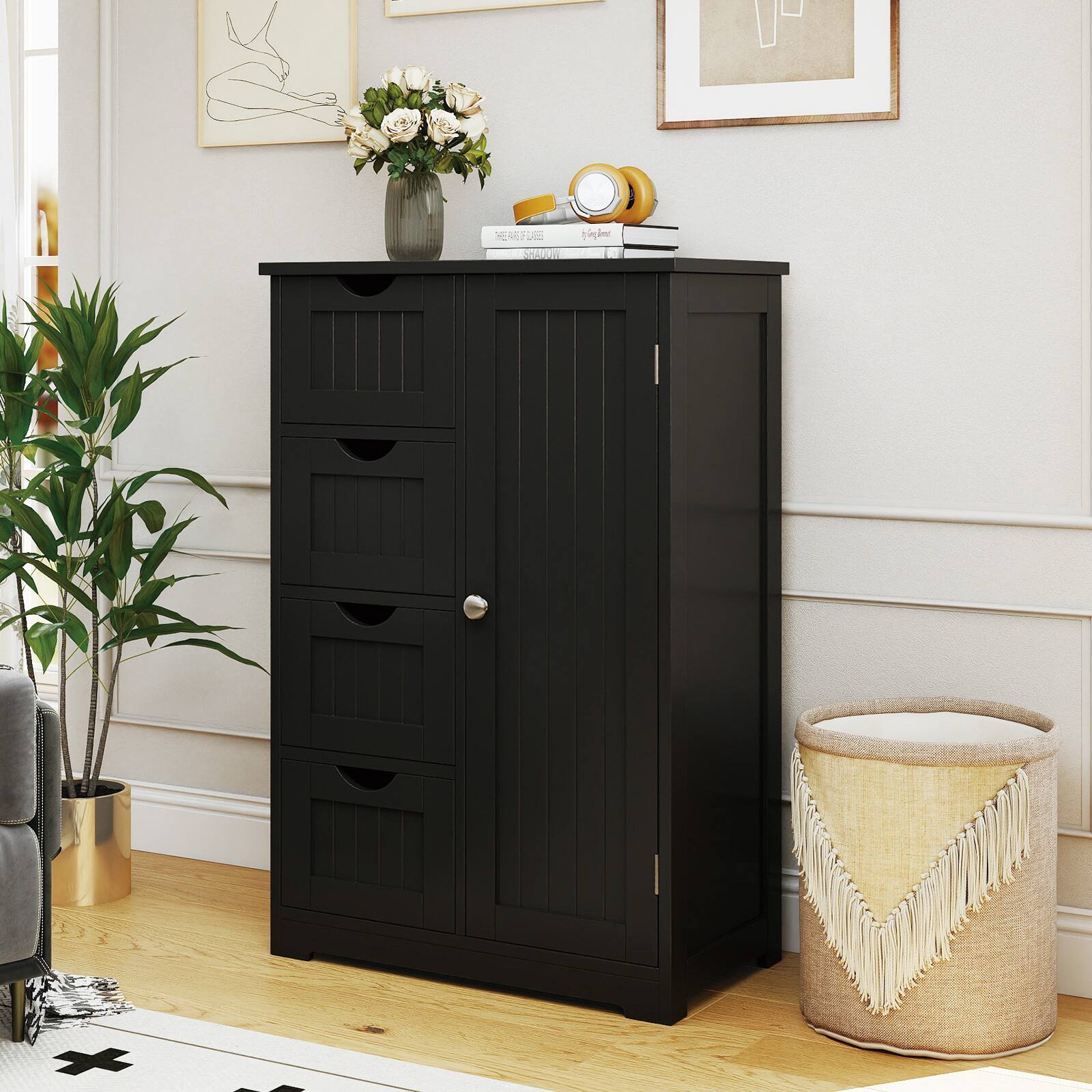 The text on the image is:

- "U N4/ birler PAOR"