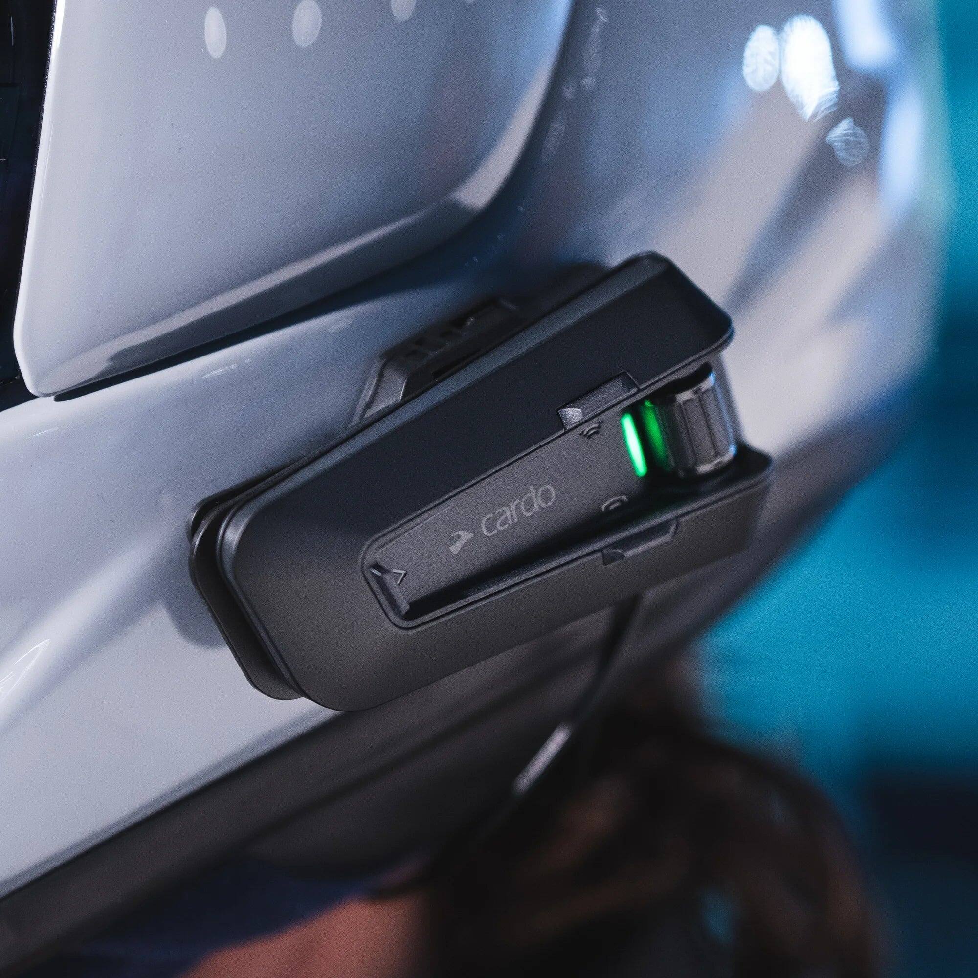 Back. Cardo Systems - Packtalk Pro Motorcycle Bluetooth Communication System Headset - Black.
