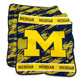 Logo Brands - Michigan Wolverines 60" x 70" Super Soft Sherpa Throw - Multicolor