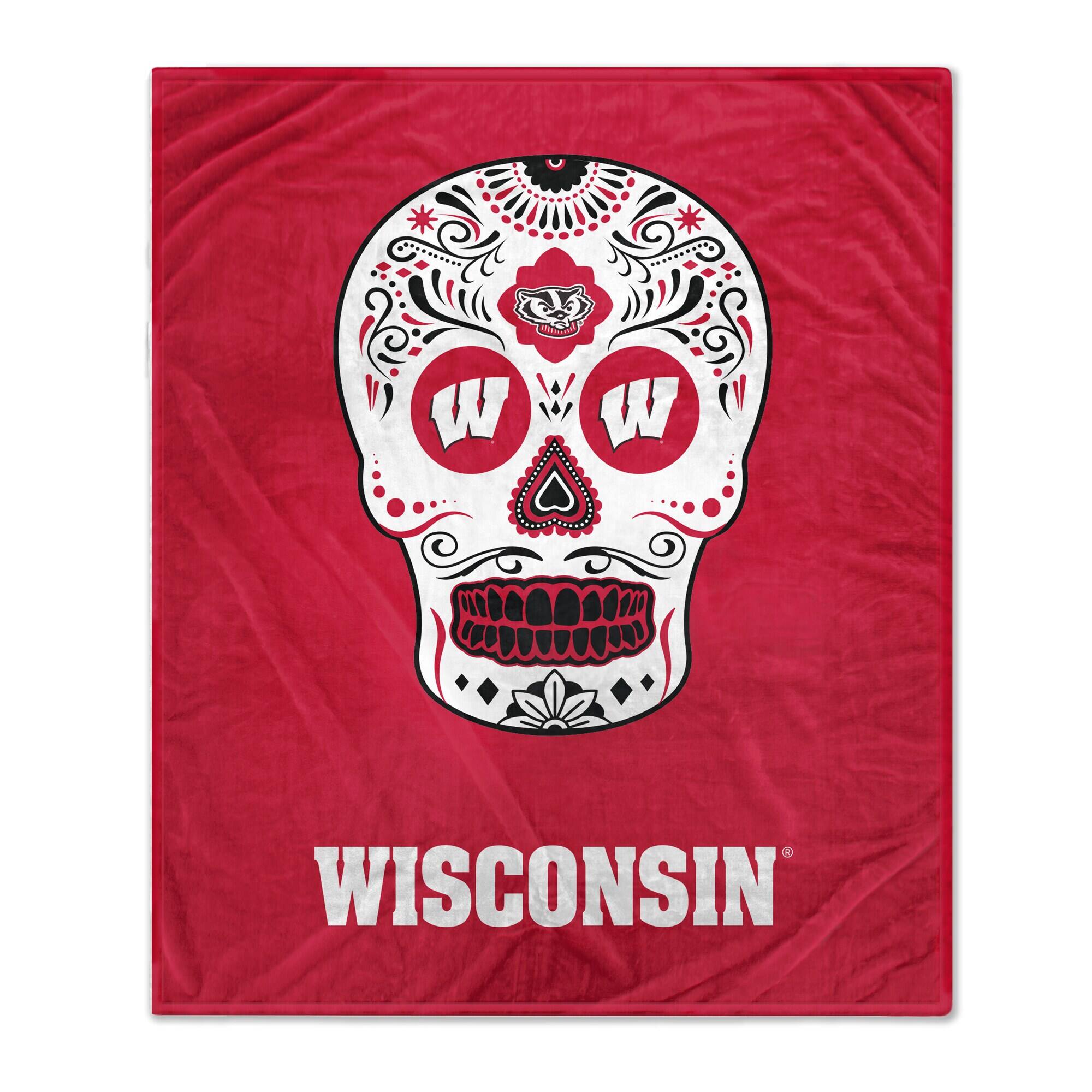 Pegasus - Wisconsin Badgers 60'' x 70'' Sugar Skull Fleece Blanket - Multicolor
