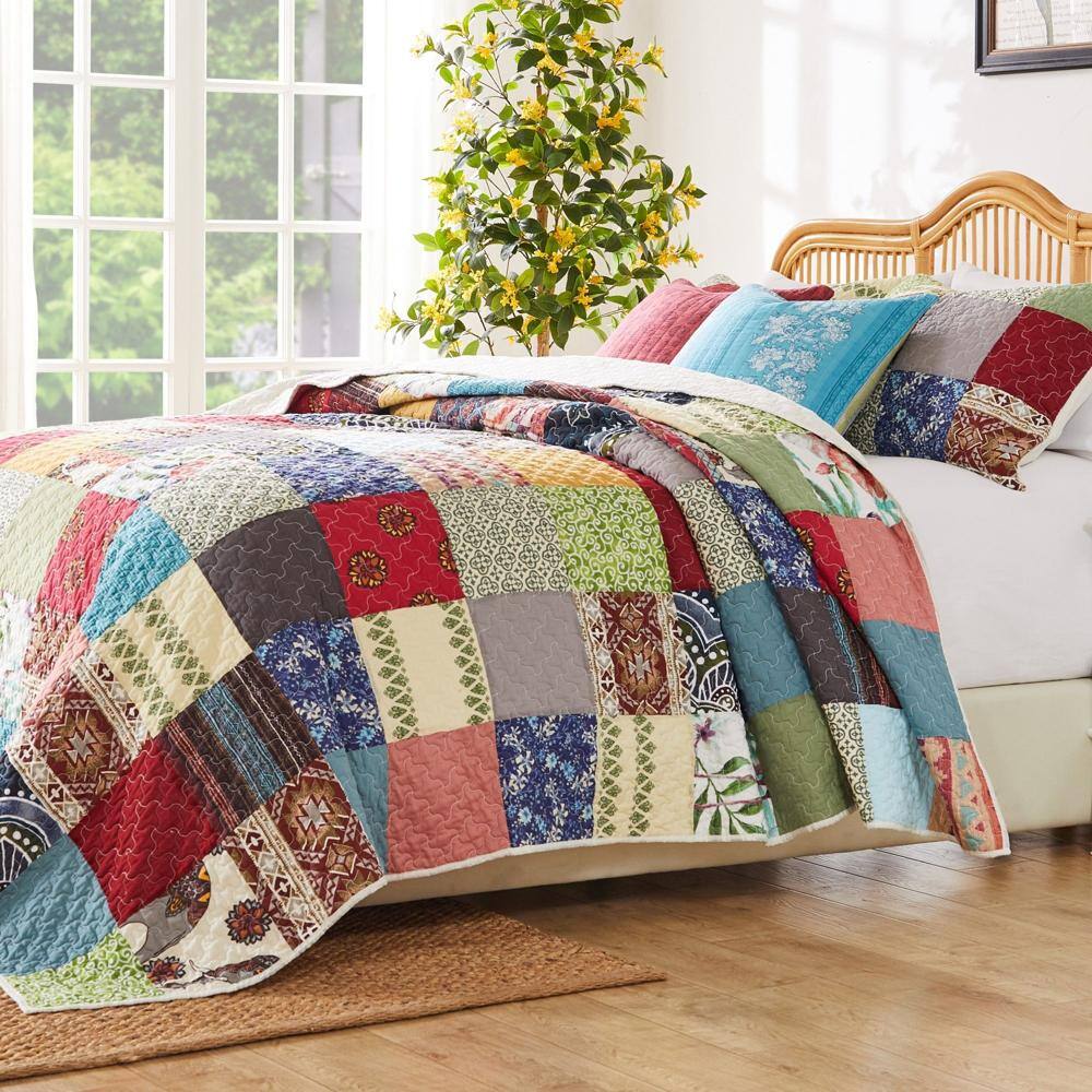Alt View 3. Greenland Home Fashions - Greenland Home Fashions Renee Upcycle Luxurious Comfortable 3 Pieces Quilt Set Multicolor Full/Queen - Multicolor.