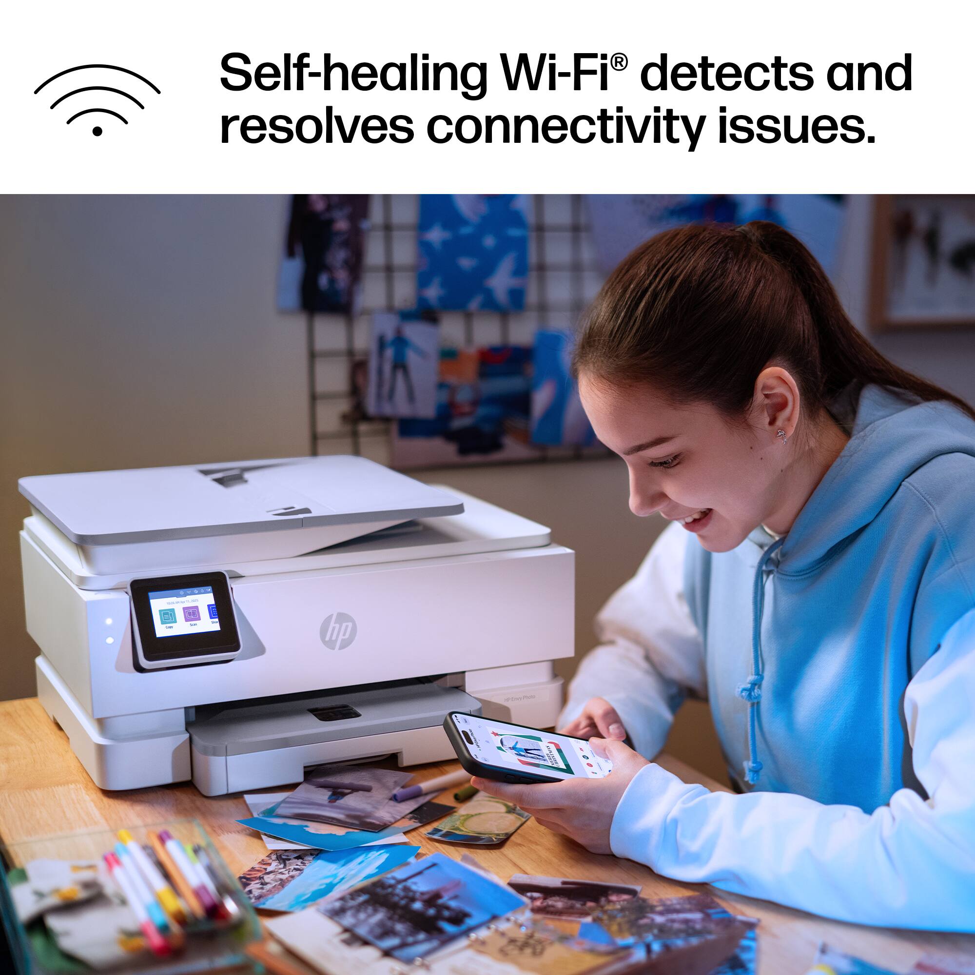 Self-healing Wi-Fi® detects and resolves connectivity issues.