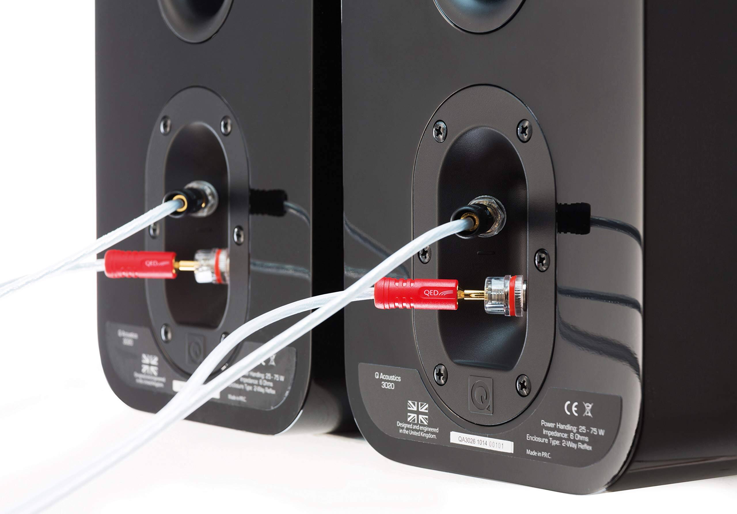 QED Acoustics 3020  
Designed and engineered in the United Kingdom  
QA3026 1014 00101  
CE  
Power Handling: 25-75 W  
Impedance: 6 Ohms  
Enclosure Type: 2-Way Reflex  
Made in PRC