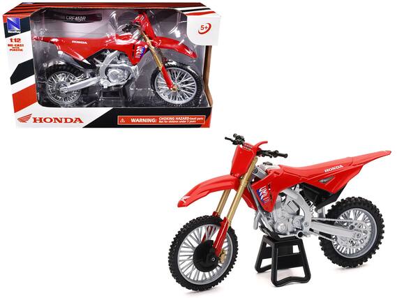 NewRay 1:12 ALT DIE-CAST PLASTIC
Honda CRF450R
WARNING: CHOKING HAZARD-Small parts Not for children under 3 years
5+