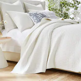 Greenland Home Fashions - Monterrey Finely Stitched Quilt Set Classic Style 3-Piece King/California King - Antique white