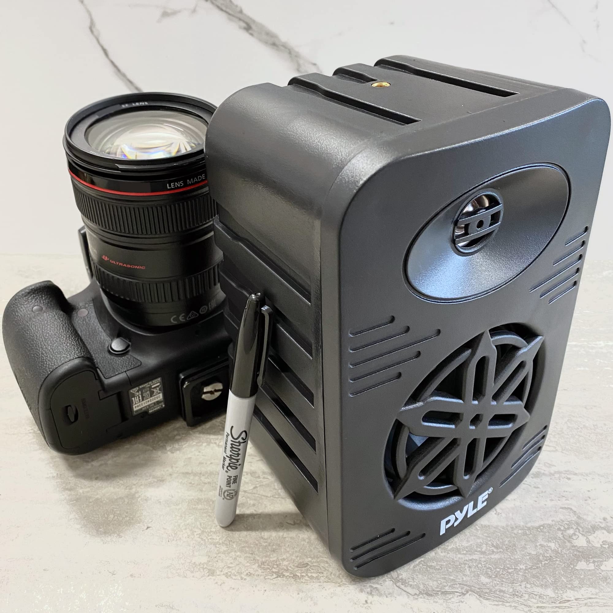 LENS MADE IN JAPAN  
ULTRASONIC  
PYLE