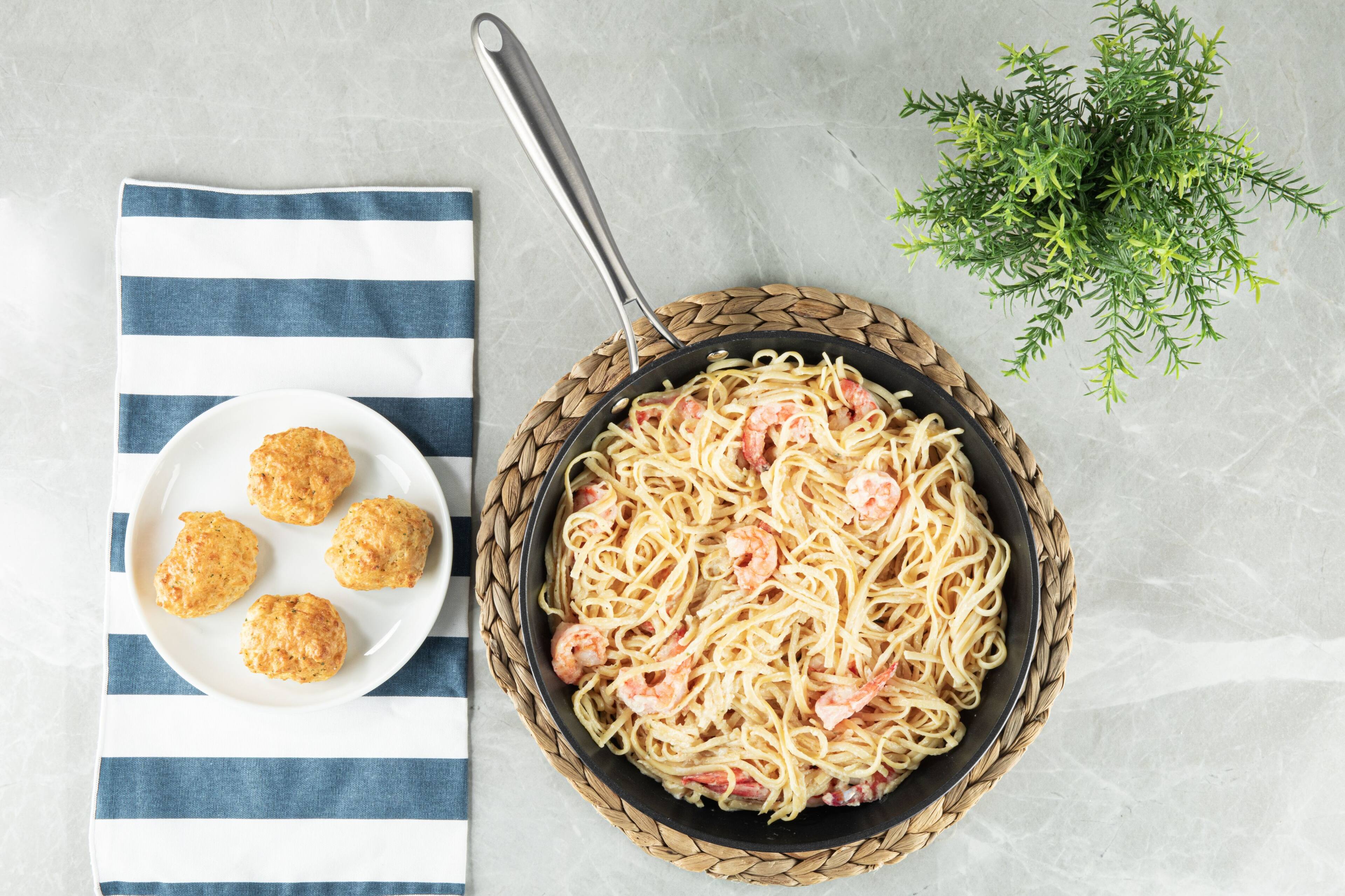 Alt View 4. Granitestone - Granitestone Charleston Collection Hammered 12'' White Aluminum Nonstick Fry Pan - White.