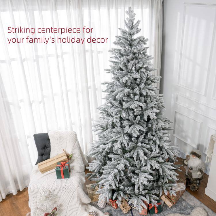 Striking centerpiece for your family's holiday decor
