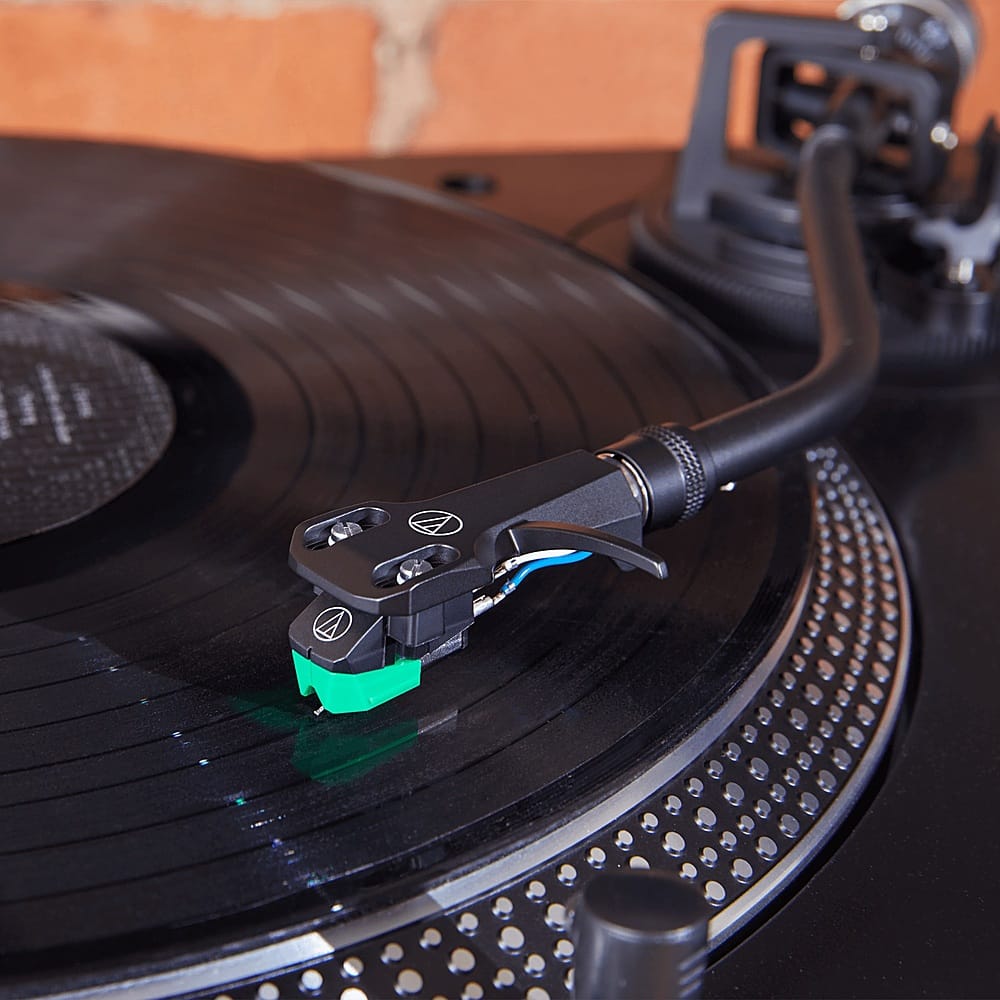 Alt View 15. Audio-Technica - Audio Technica AT-VM95E/H Headshell/Cartridge Kit - Green.