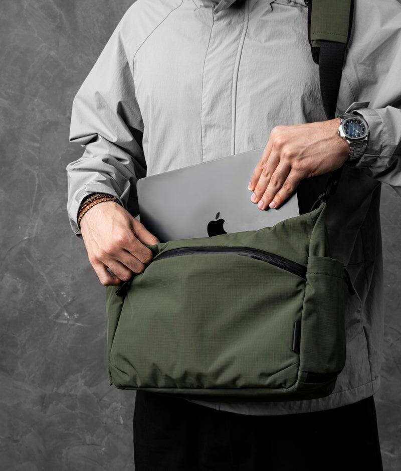 ALPAKA Flight Satchel 11L Messenger & Crossbody Bag for Work