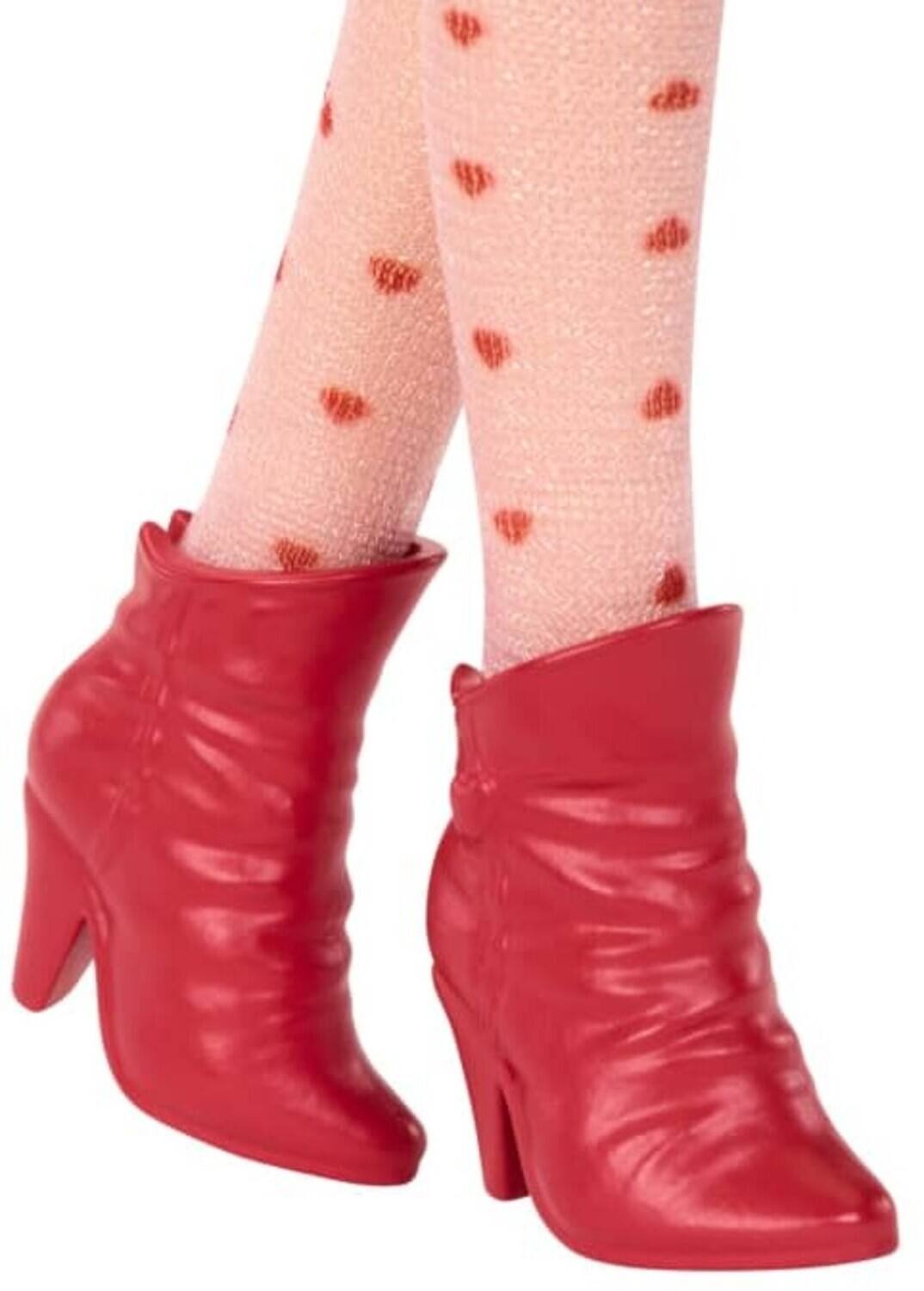 Alt View 3. Mattel - Mattel - Disney Descendants: The Rise of Red, Bridget, Young Queen of Hearts Doll   - Collectibles - Multicolor.