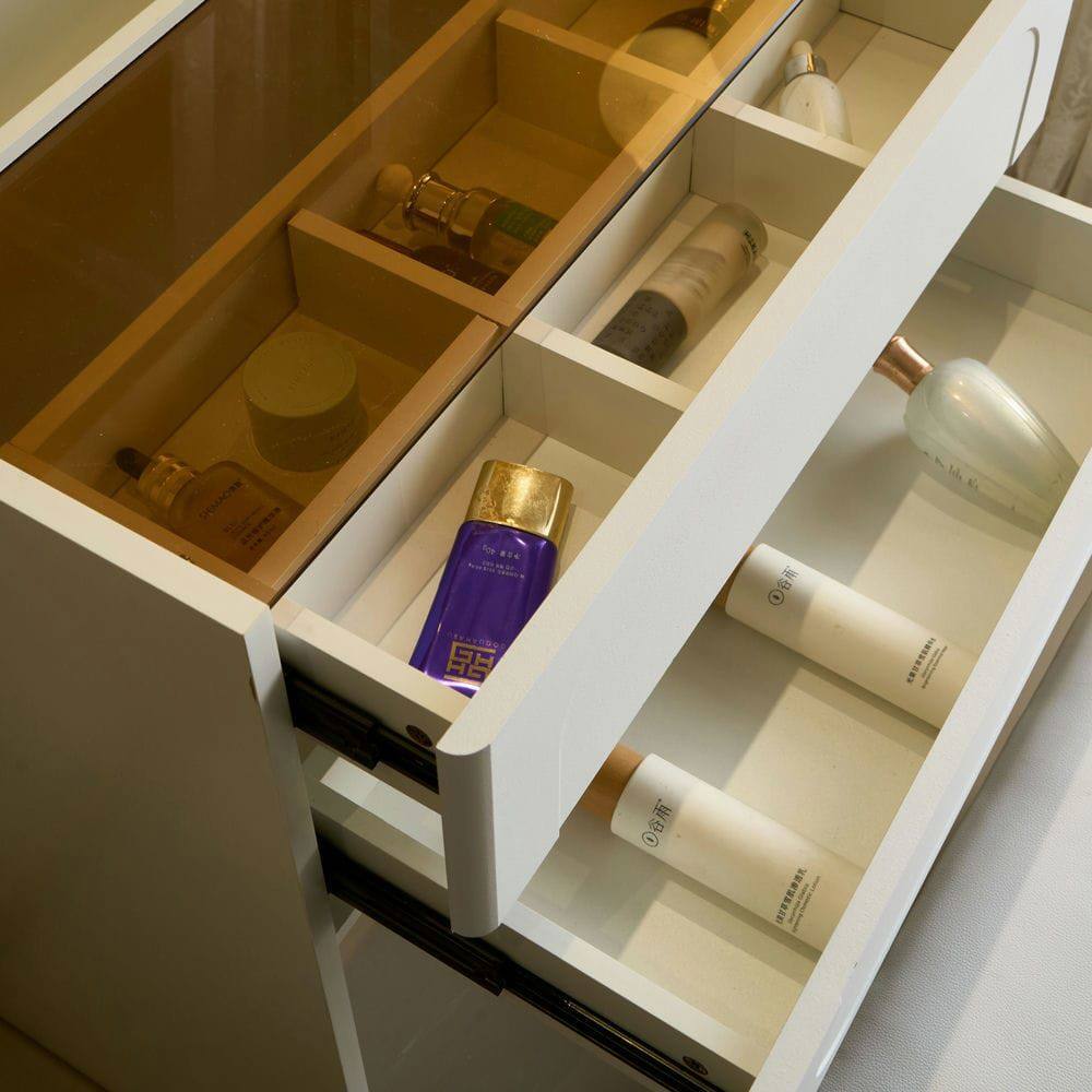 The text on the image appears to be:

- "SMACAN"
- "NBO"
- "合雨" (Hé yǔ)
- "55"