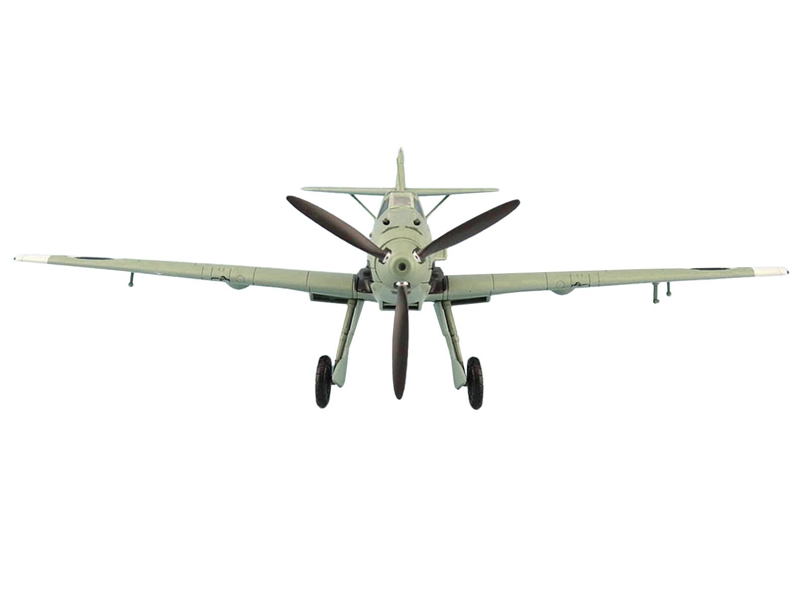 Left. Hobby Master - Messerschmitt Bf 109E-3 "Hptm. Siebelt Reents Spanish Civil War" 1939 "Air Power Series" 1/48 - Green.