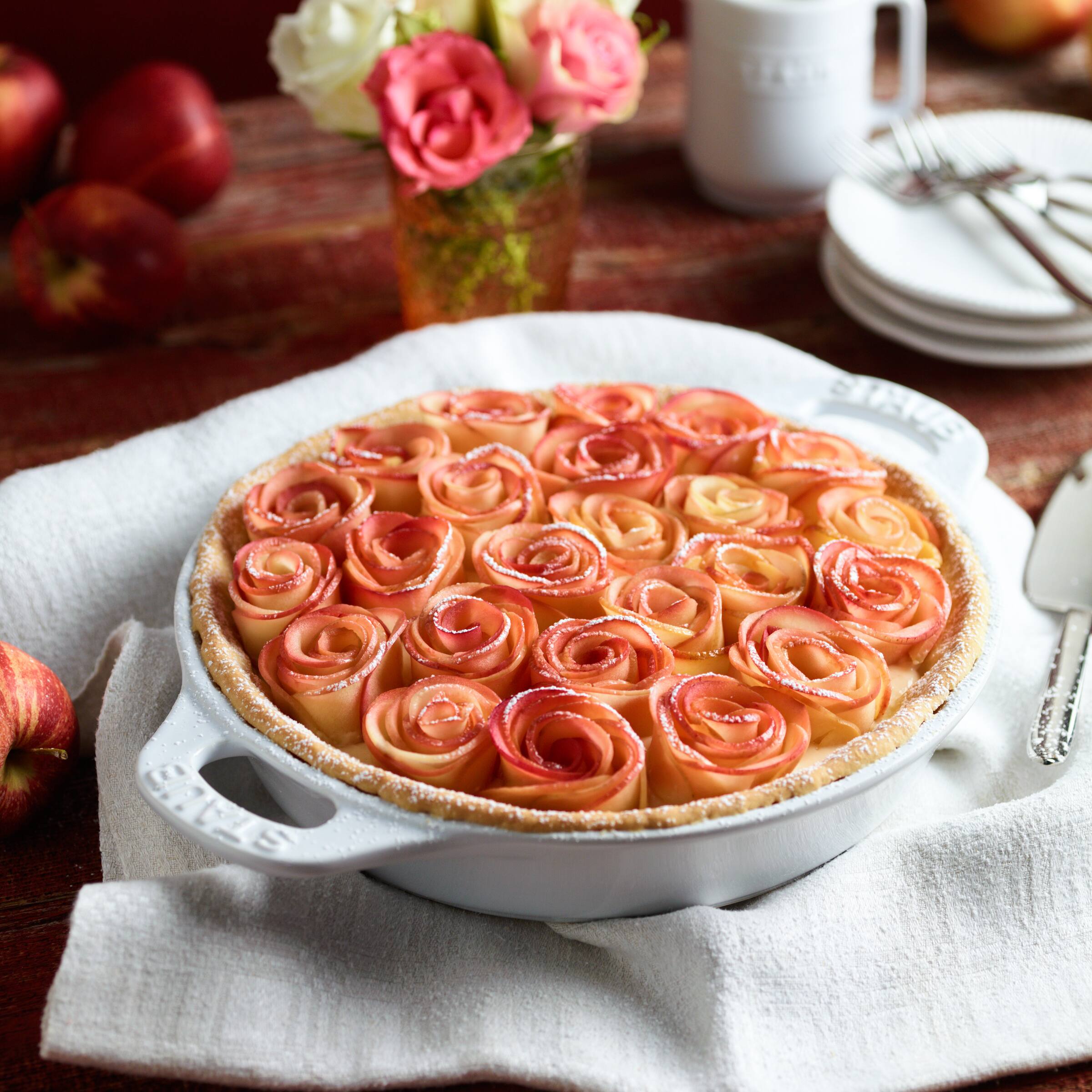 STAUB Ceramic Bakeware-Pie-Pans Dish, 9-inch, White