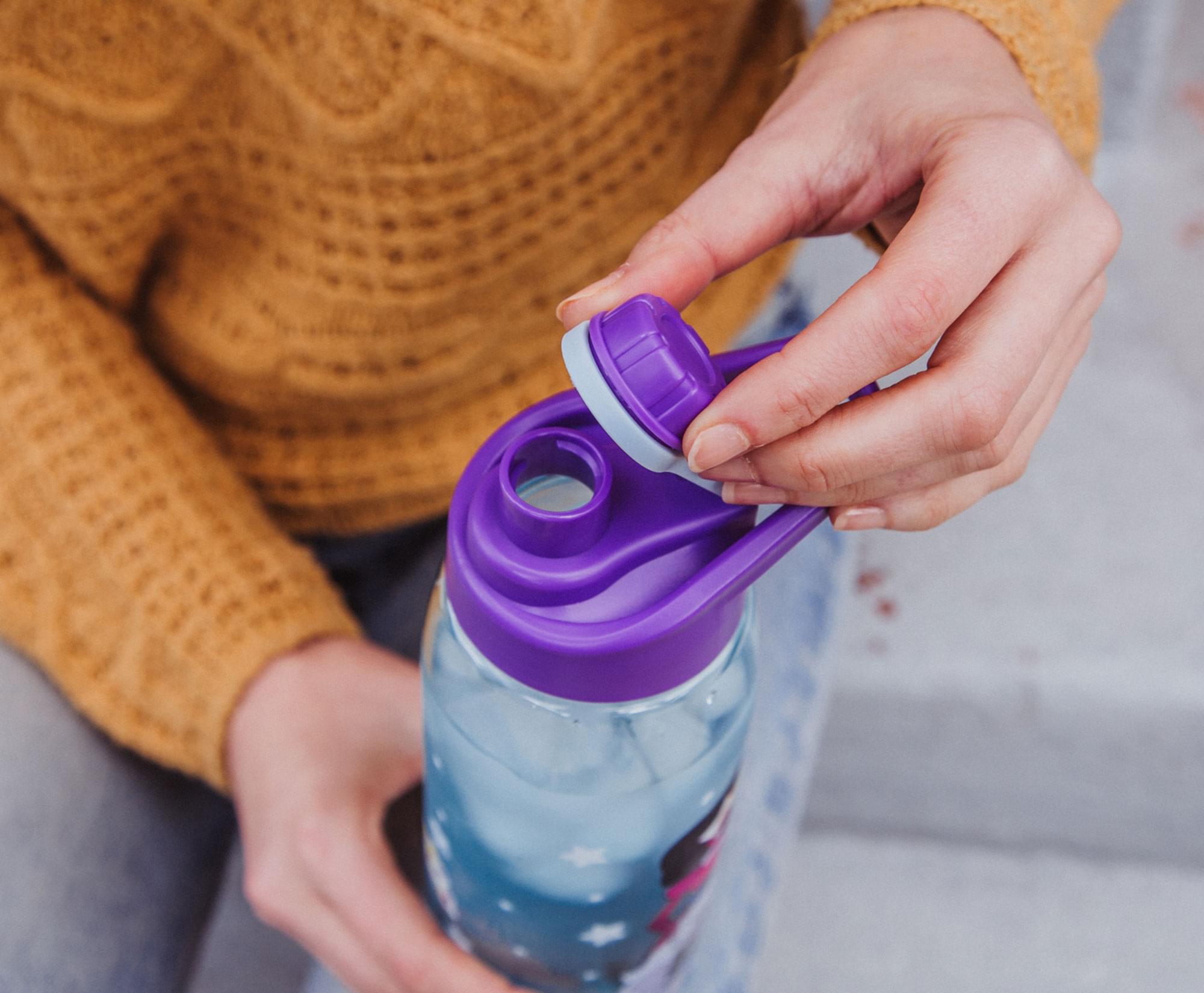 Alt View 3. Silver Buffalo - Steven Universe Characters Water Bottle With Screw-Top Lid | Holds 28 Ounces - Blue.